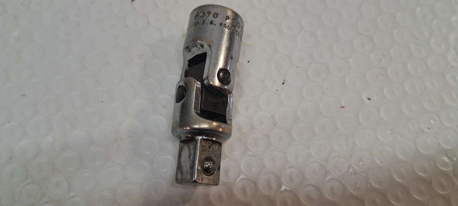 Proto 5470 1/2″ Drive Universal Swivel Adapter–Free Ship