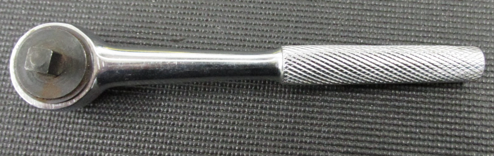 Vintage Bonney 1/4″ Drive Round Head Ratchet V-702K 5½ Inches Long Made In USA
