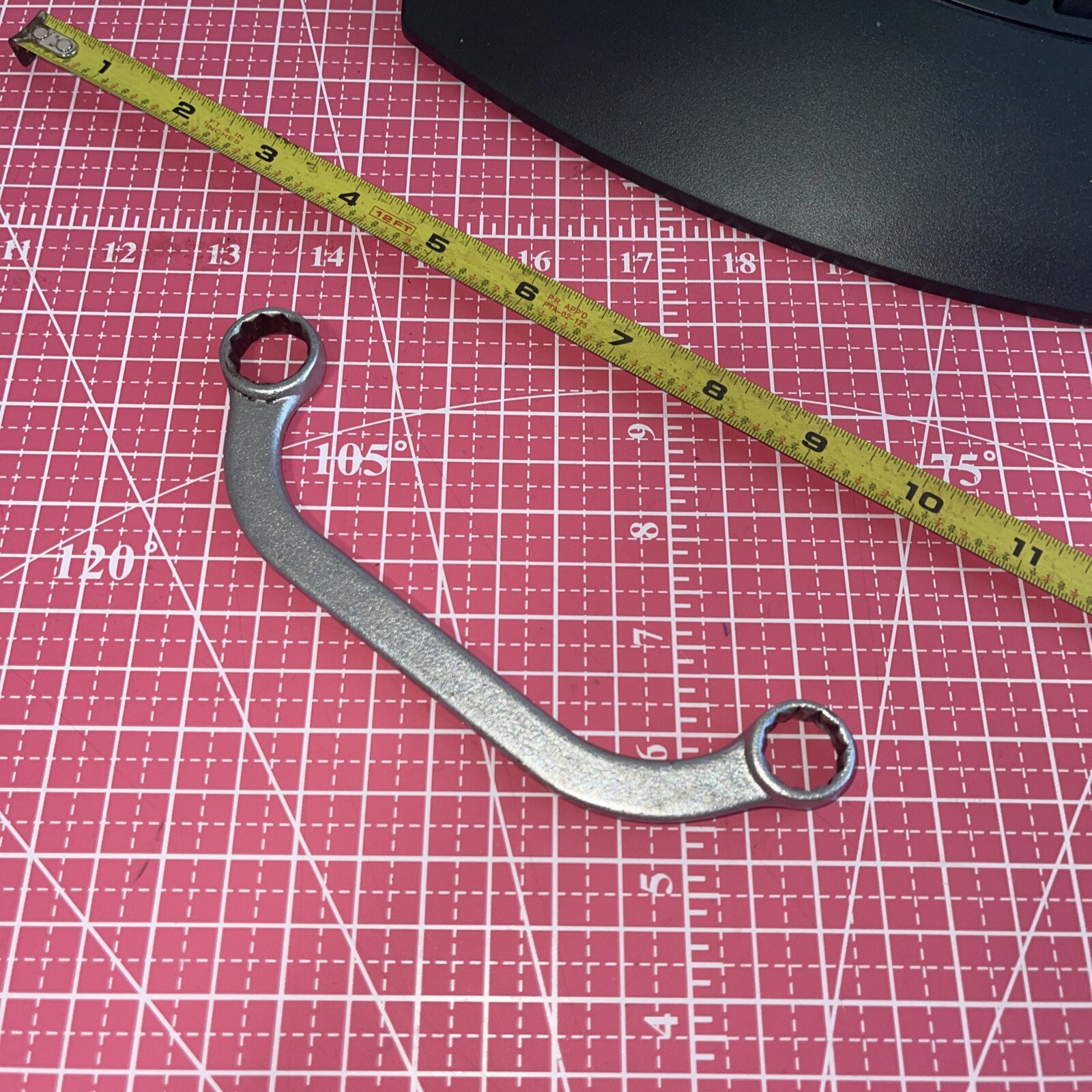 Proto USA 1730 Professional 5/8 X 9/16 In SAE Banana Obstruction Wrench 12 Point