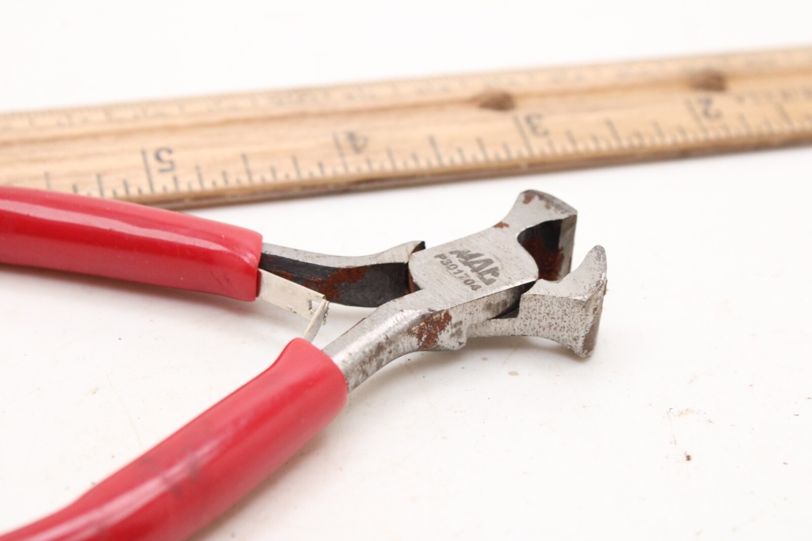 Mac Tools P301704 4″ Mini Nipper End Red Rubber Handle Cutting Pliers USA