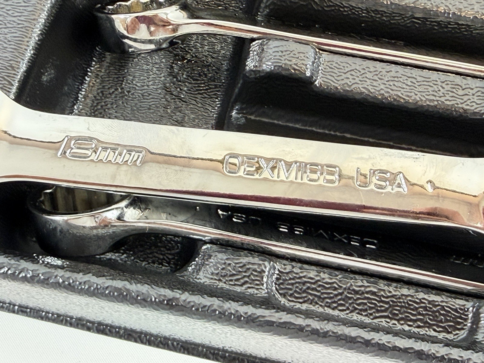 NEW Snap On OEXM710B 10 Piece 10-19mm 12-pt Flank Drive Combo Wrench Set
