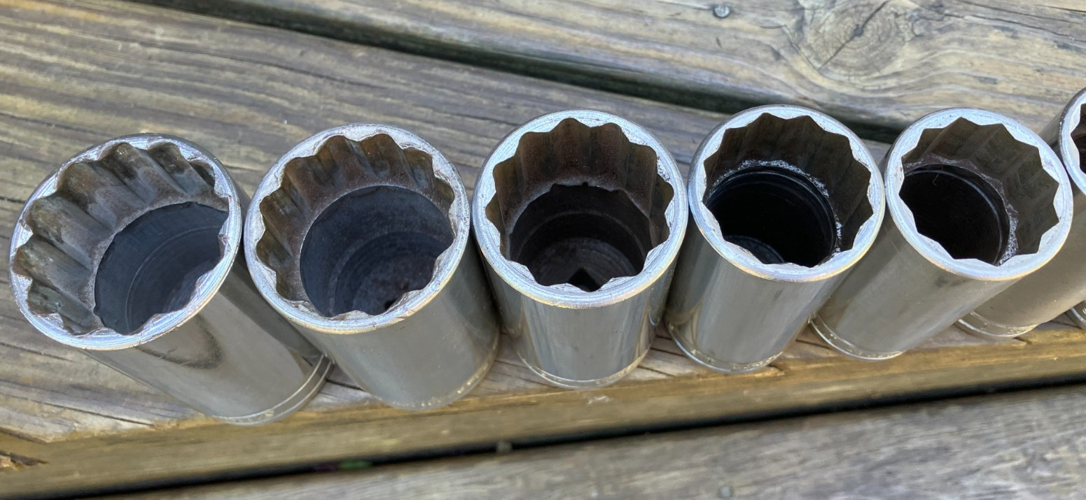 SNAP-ON 14 pc 1/2″ Drive 12-Point SAE Deep Socket Set 1/2- 1-3/8″