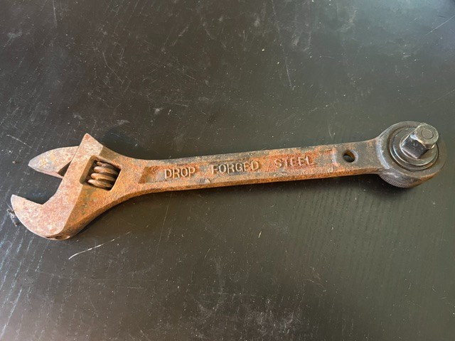 Drop Forge Steel Crescent Wrench/Ratchet Combo