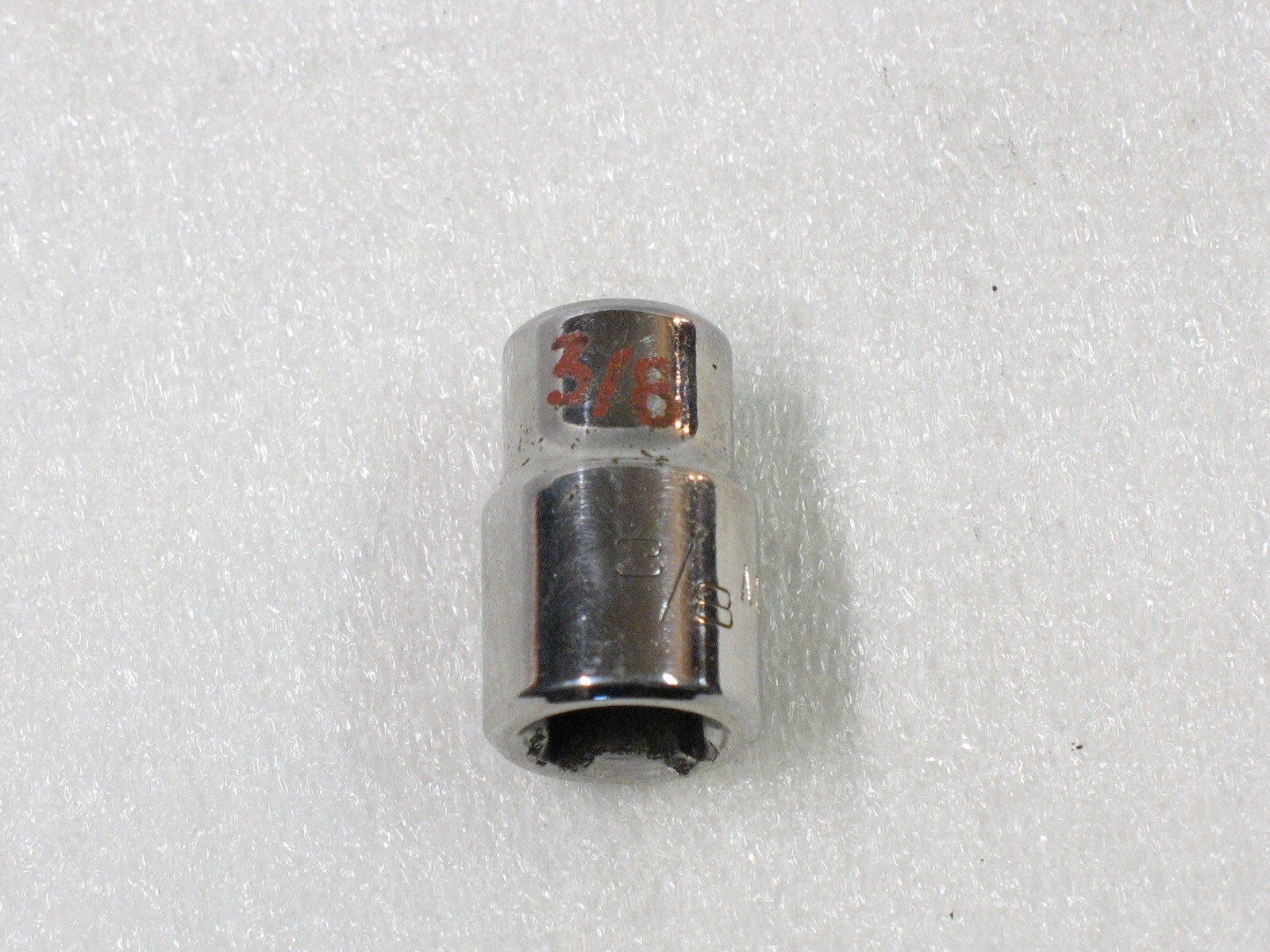Matco Tools 3/8″ 3/8″ Drive 6 Point Shallow Chrome Socket B126A