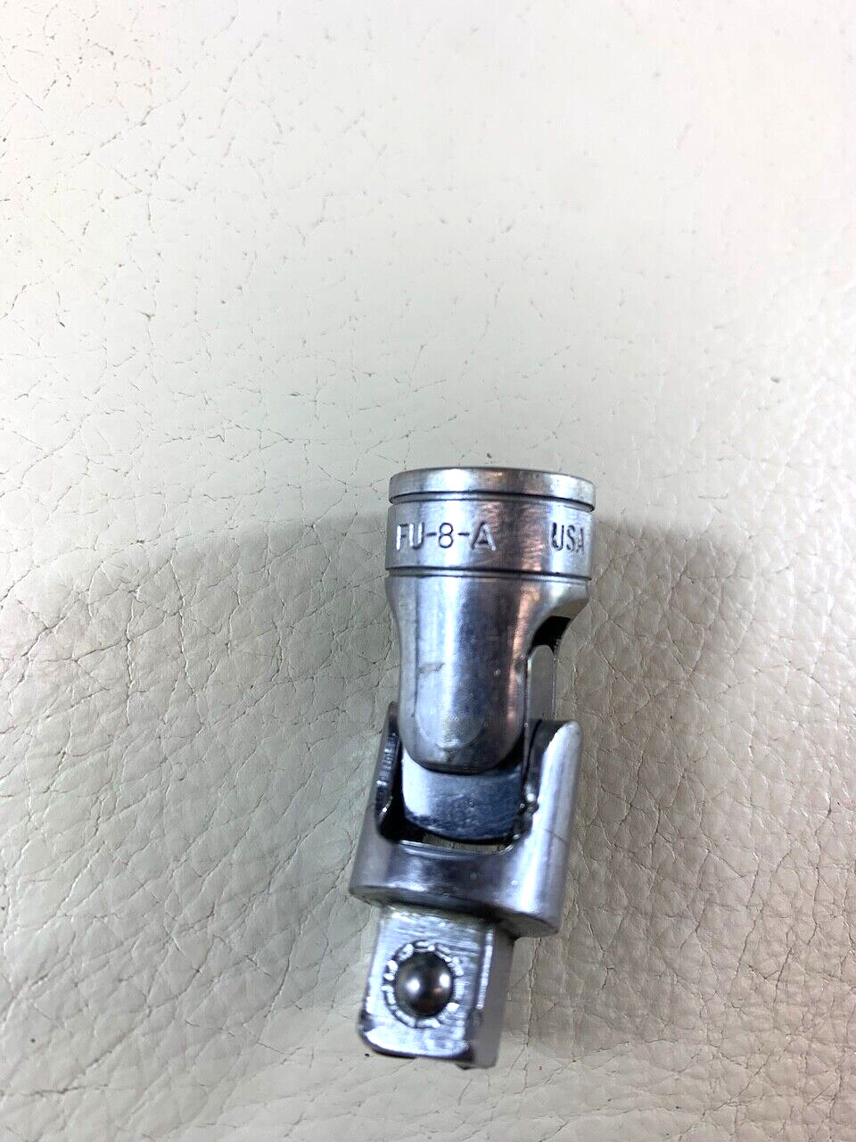 Snap-on Tools USA FU8A 3/8″ Drive Universal Chrome Swivel Socket