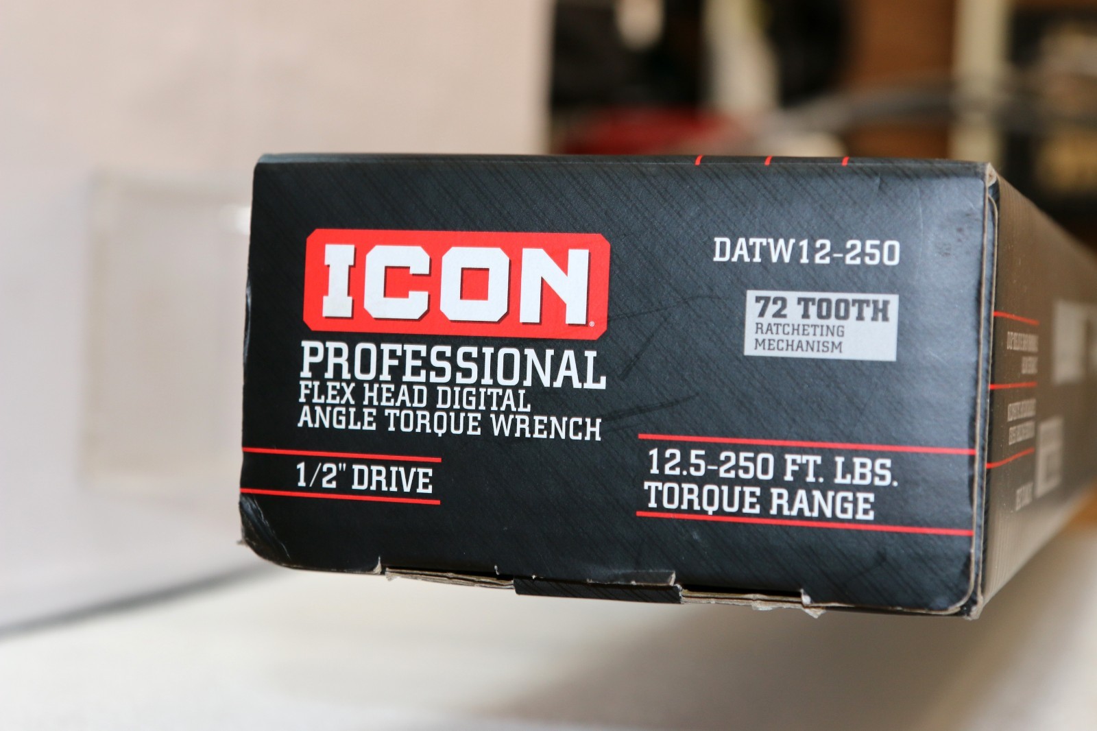 Icon 1/2″ Drive 50-250 Ft LBS Digital Flex Head Torque Wrench DATW12-250 w/ Case