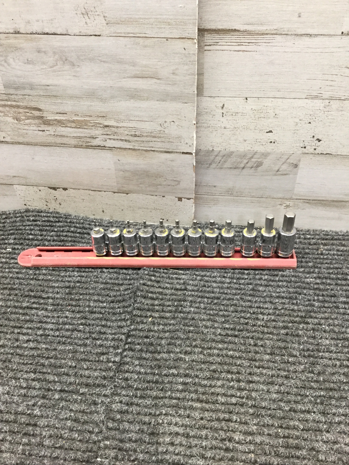 Used GearWrench 12 Pieces Drive Hex Bit Socket 3/8″ -1/16″