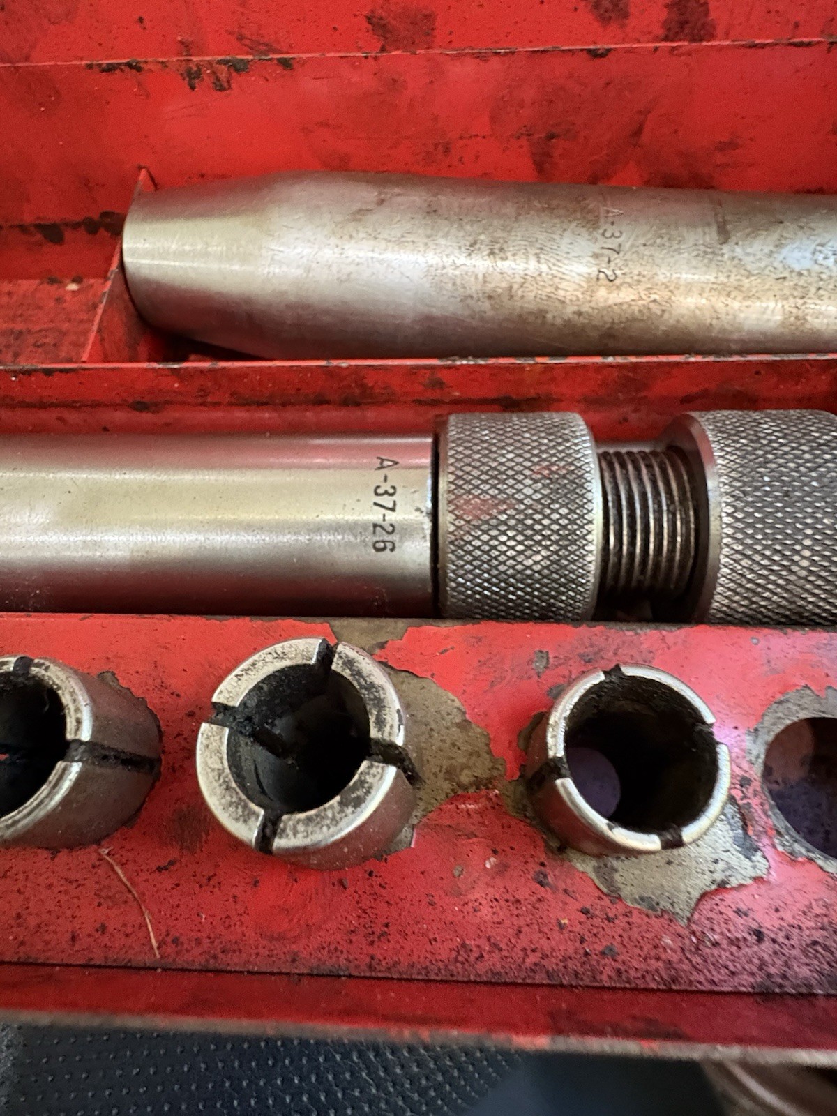 Snap On Tools USA Clutch Alignment Set A37-26 in Metal Case.See details