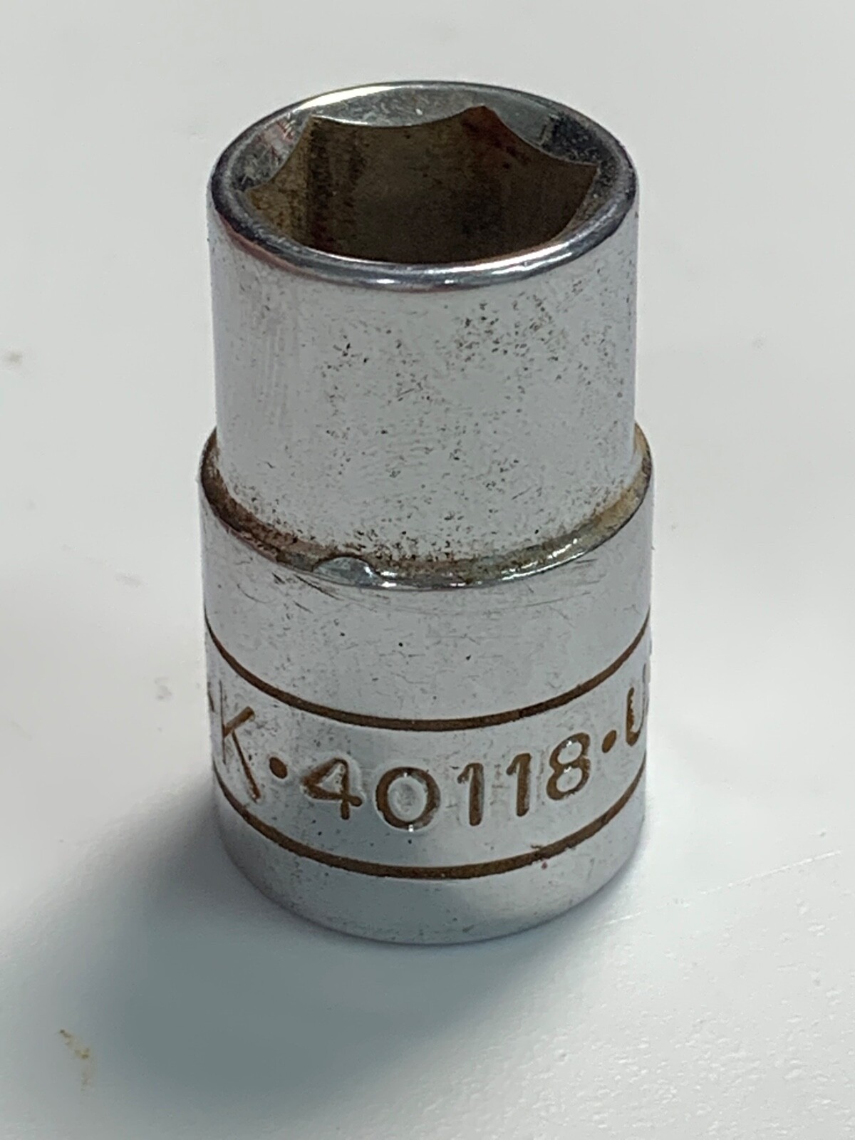 SK Hand Tools 40118 1/2″ Dr. 9/16″ 6pt Standard Fractional Chrome Socket