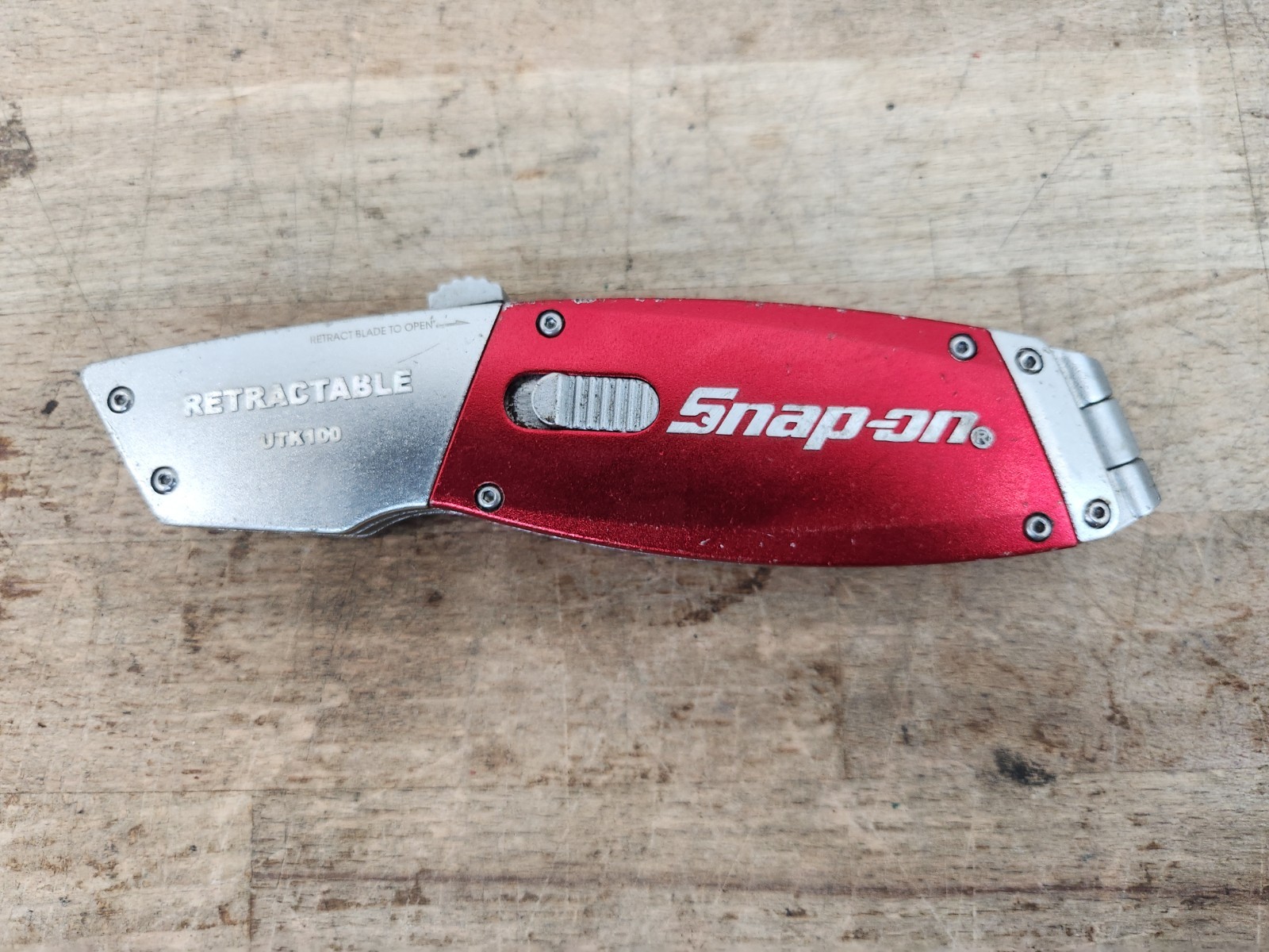 Snap-On Tools UTK100 Retractable Utility Knife Razor Blade