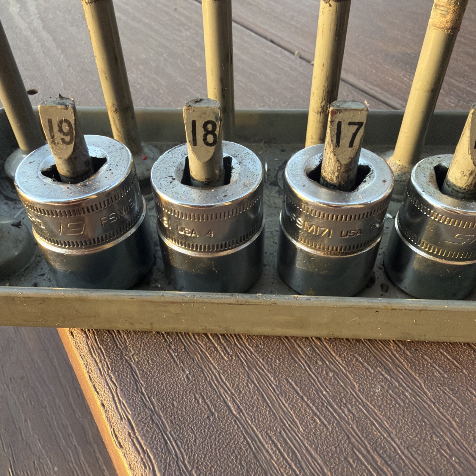 SNAP-ON FSM81-FSM191 7-19MM METRIC 14 PIECE 3/8″ DRIVE 6 POINT SOCKET SET