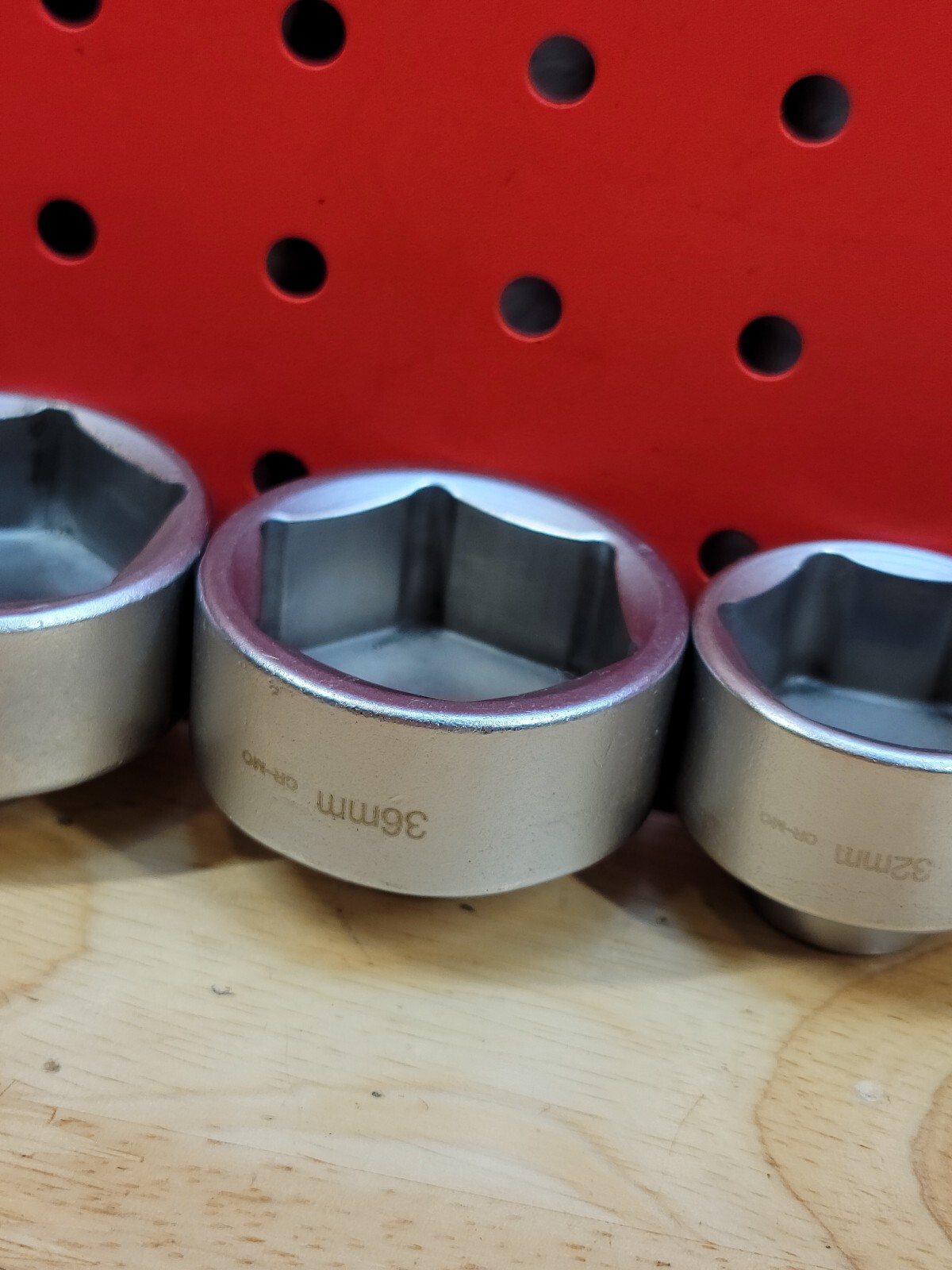3/8″ Drive 6-Piece Oil & Fuel Filter 6-Point Socket Set 27 29 30 32 36 38