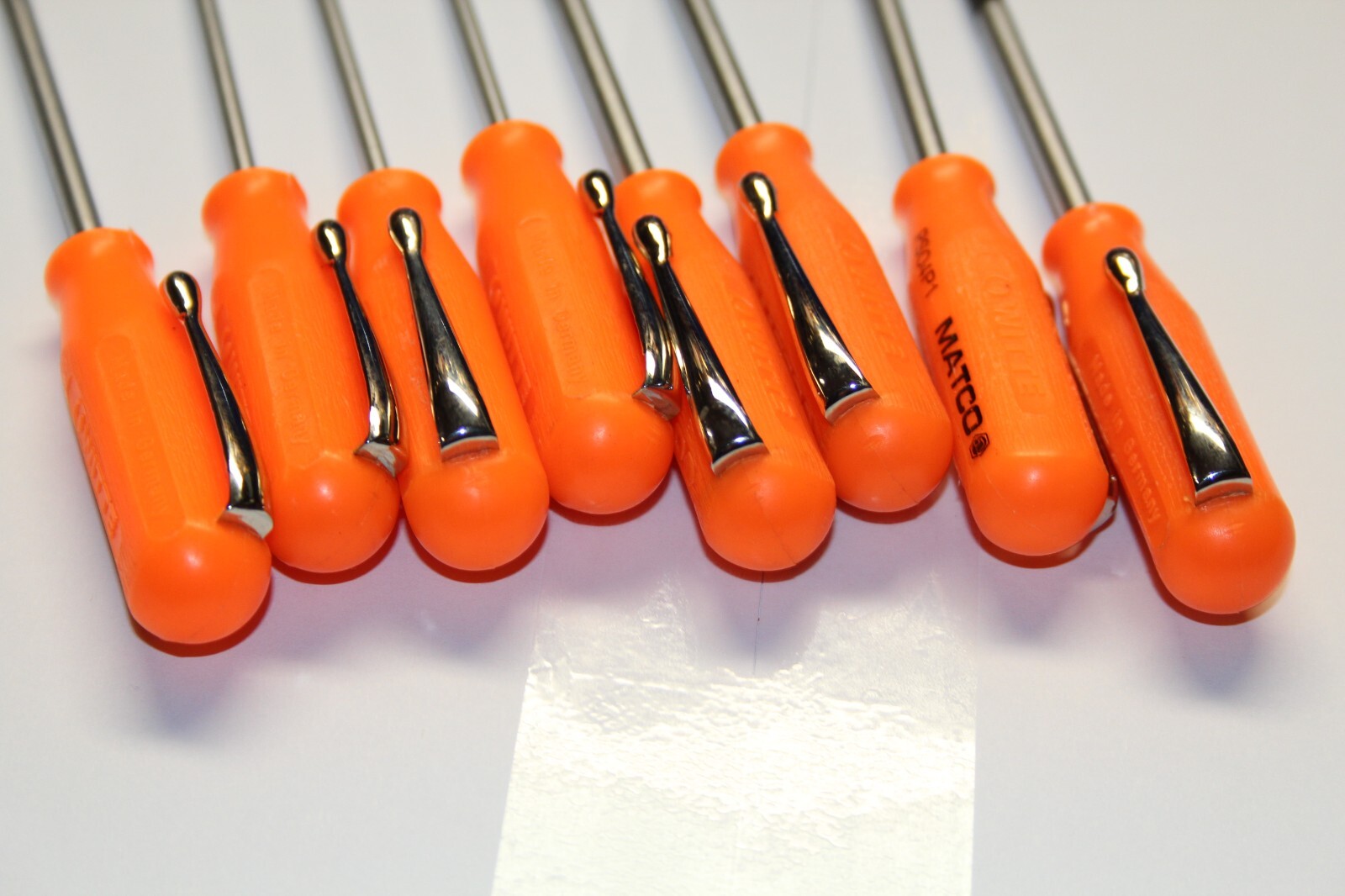 MATCO TOOLS 8-PIECE ORANGE HANDLE POCKET COMBINATION SCREWDRIVERS LOT GERMANY