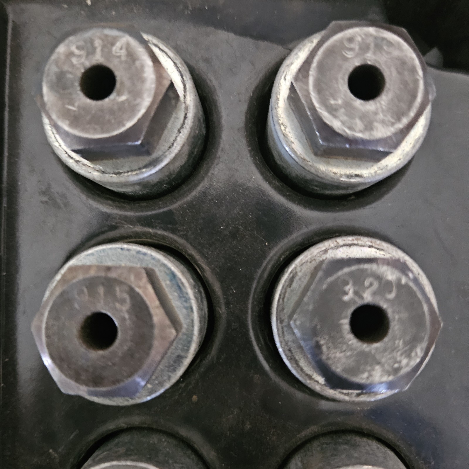 Rotunda Master Service Tool Set For Locking Lug Nuts