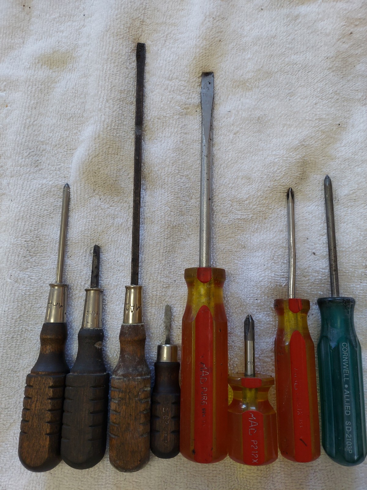 Lot of 8 Mac Tools Cornwell Vintage Screwdrivers