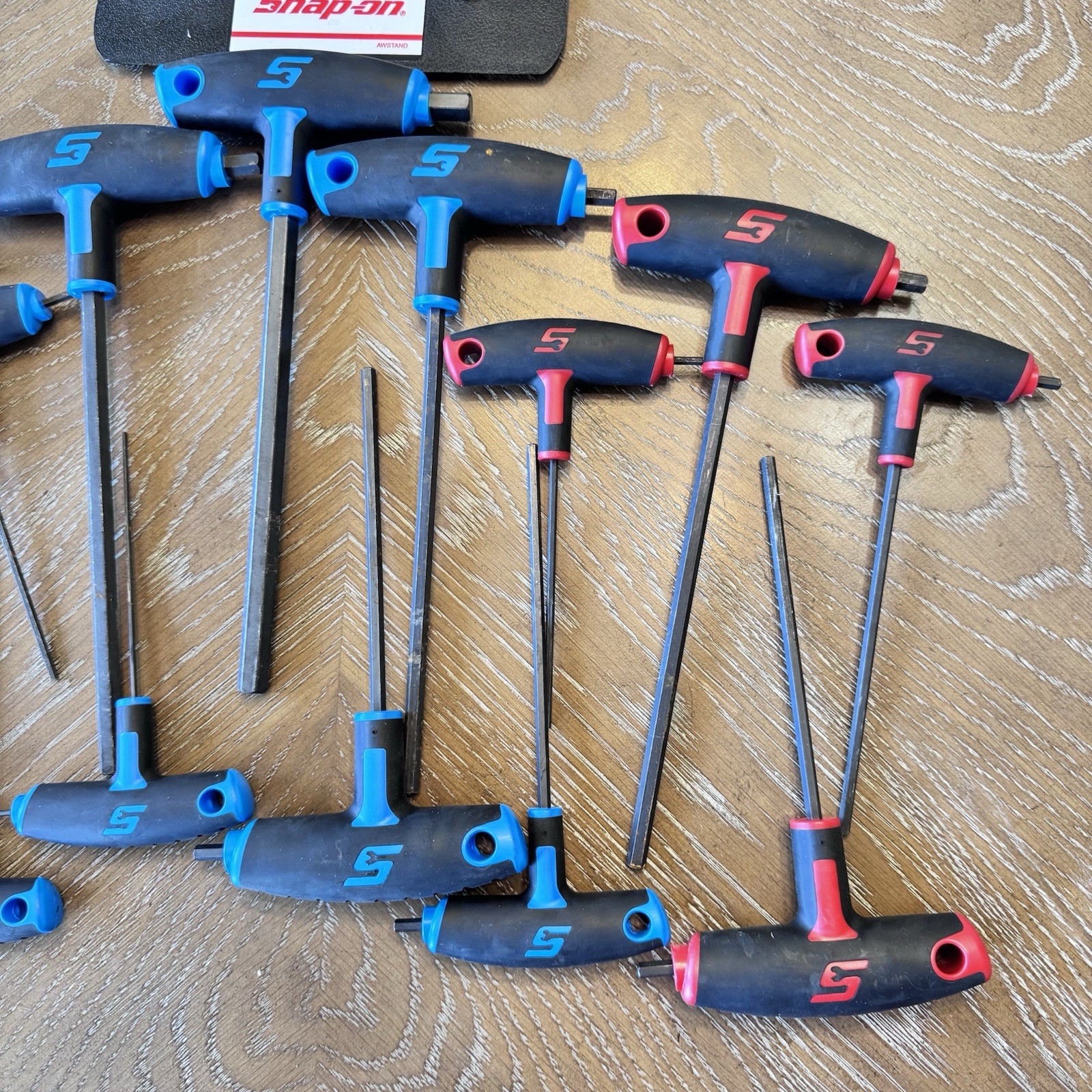 Snap On SAE/Metric Hex Soft Grip T Handle Allen Wrench Set With Wall Mount