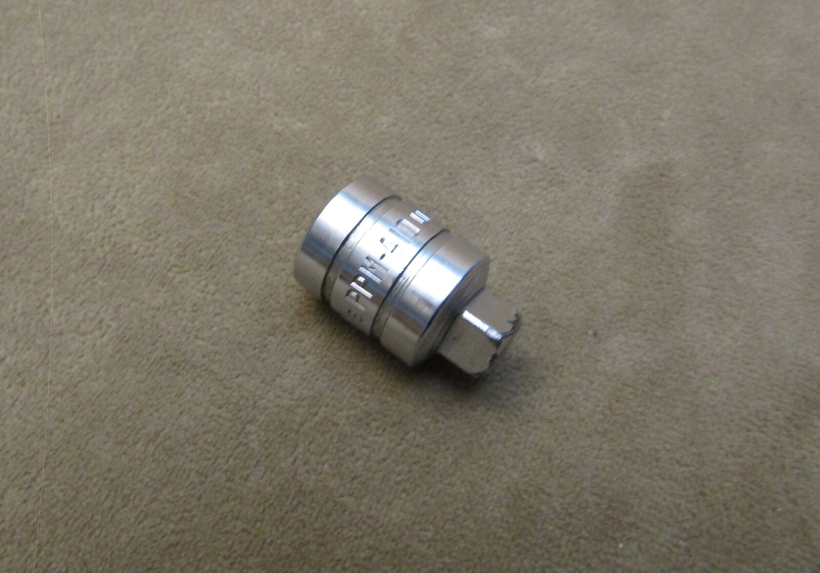 SNAP-ON TOOLS NO.PPM410 SAE 3/8″ DRIVE 5/16″ EXTERNAL SQUARE PIPE PLUG SOCKET
