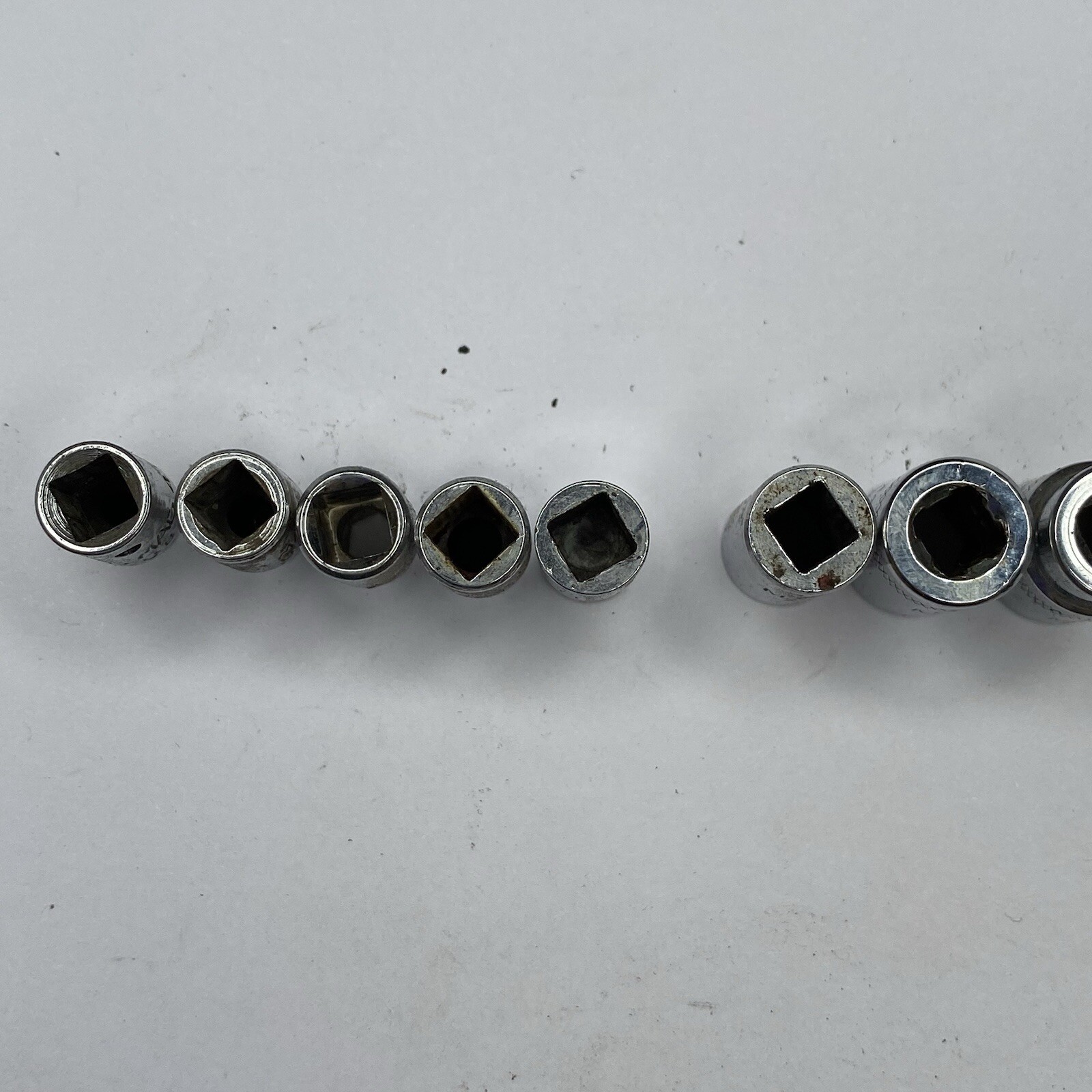 Mac Tools USA 1/4″ Drive Metric 4mm – 14mm Shallow 6-Point 11 Piece Socket Set