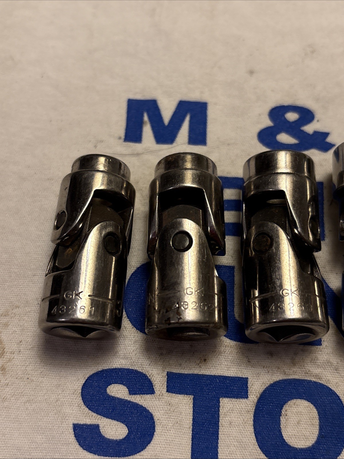 Craftsman USA 3/8″ Drive 6pc SAE 6pt Universal Swivel Socket Set 3/8-3/4″