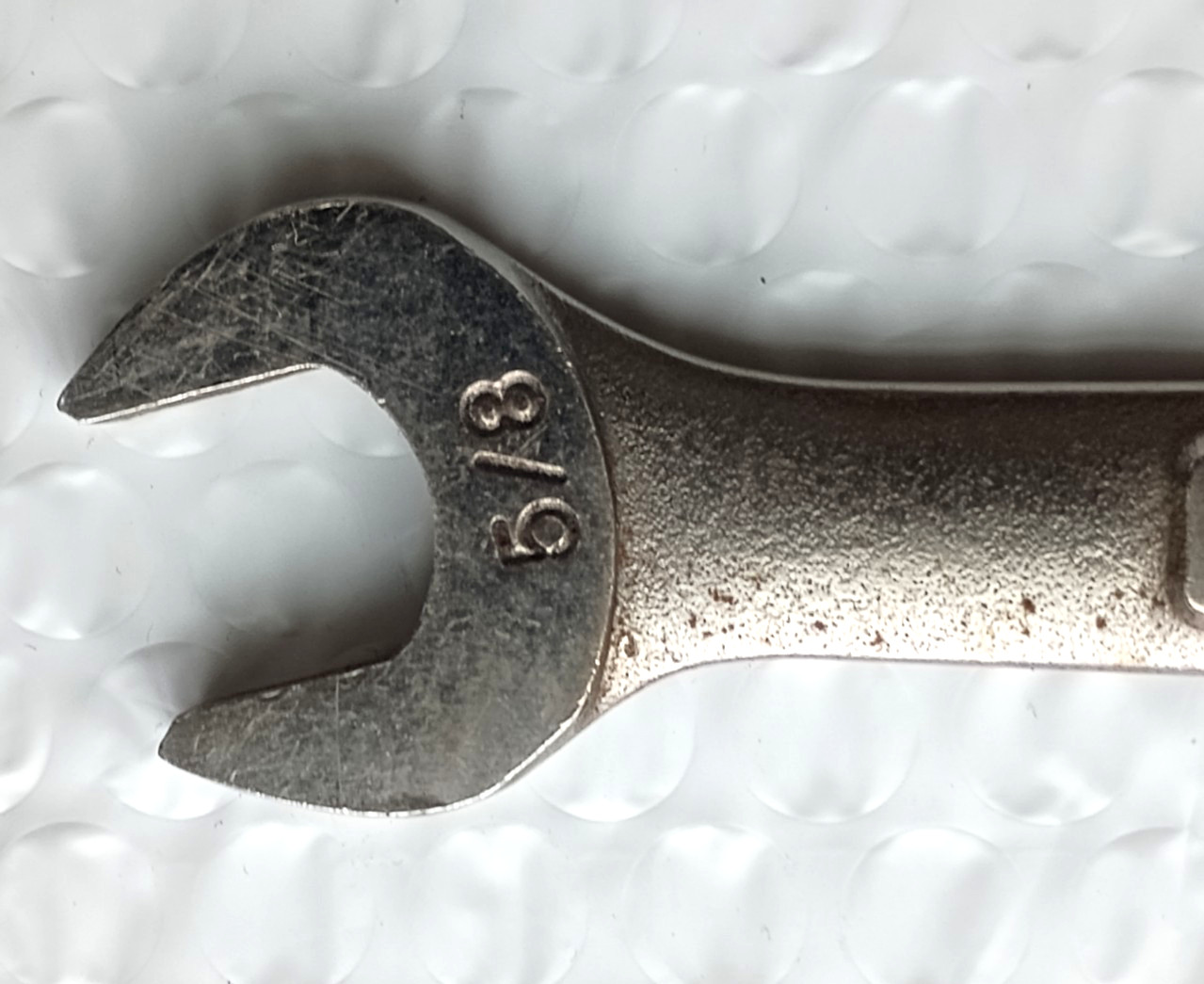 CRAFTSMAN TOOLS USA VV44697, 5/8″ COMBINATION WRENCH, 7.75″ LONG, 12 POINT.