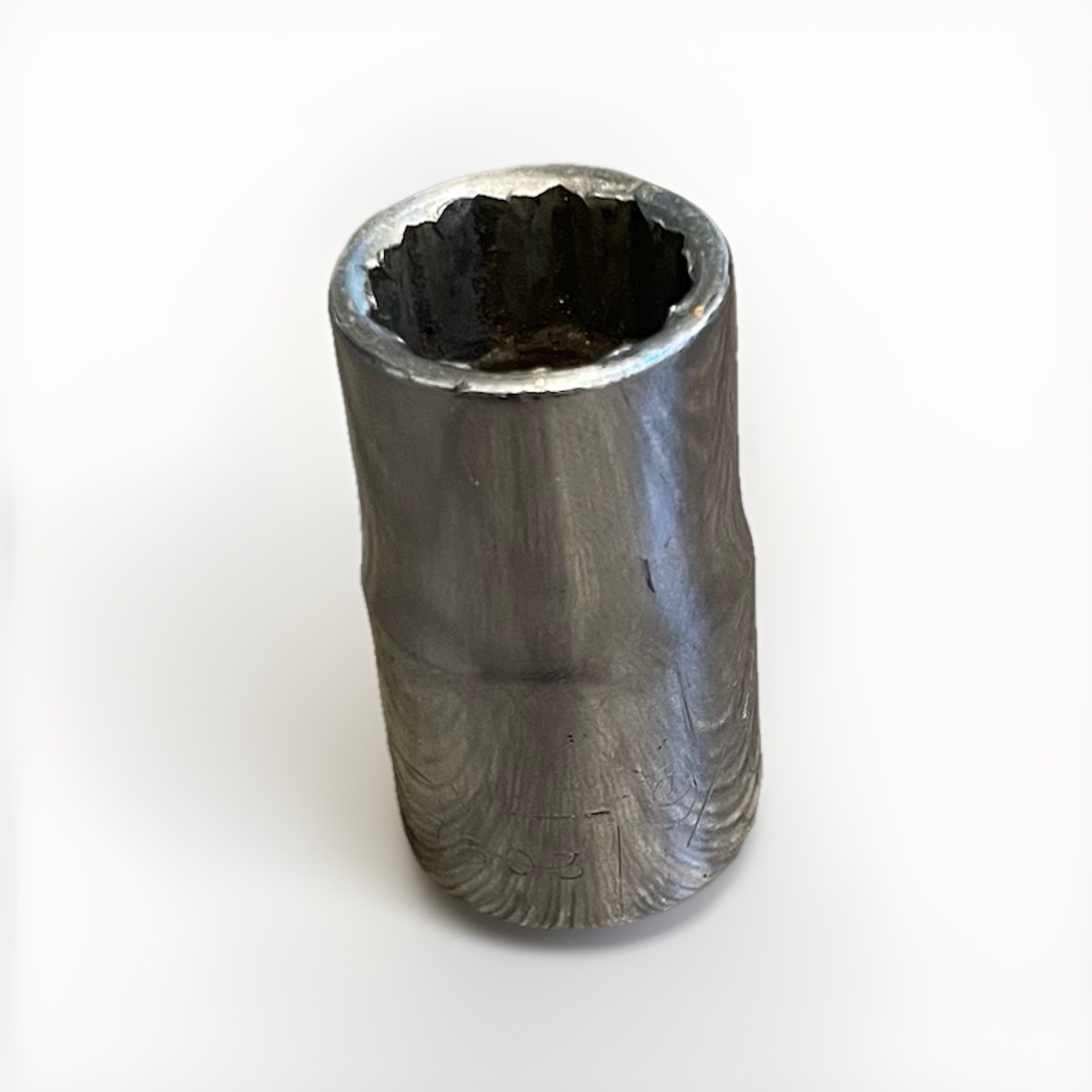 Craftsman Vintage 1/2″ Drive 15MM 12 Point Shallow Socket Metric EE 44236 USA
