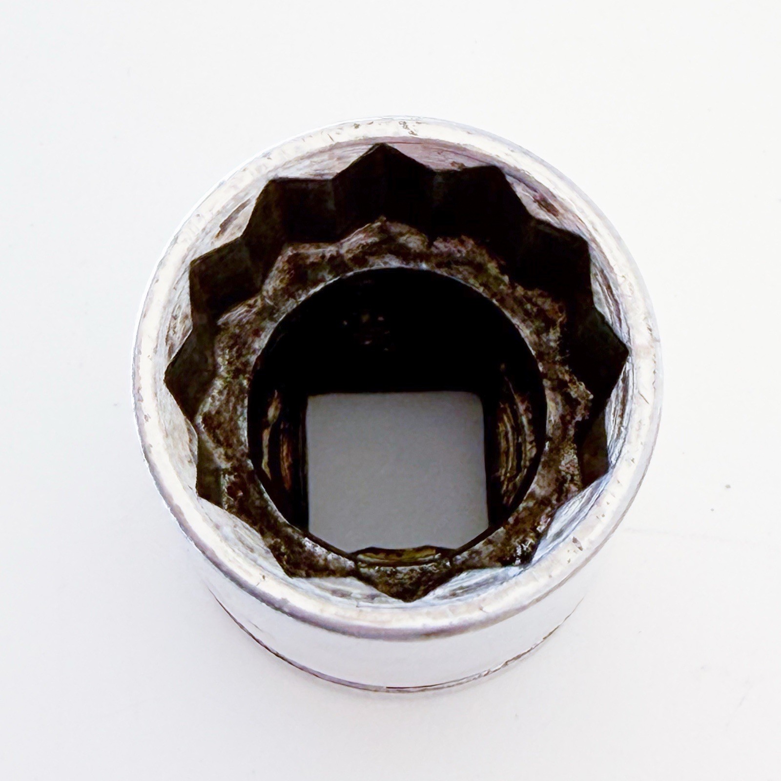 1228 Indestro Super Socket 7/8 12pt