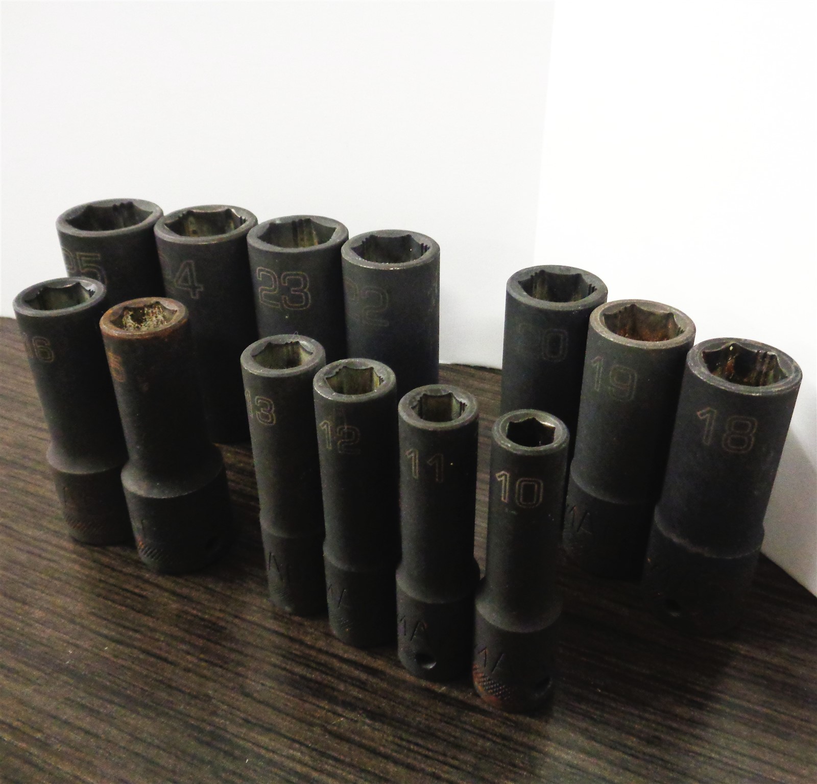 MAC Tools 13pc VDP6xxMMPT 1/2″ Drive 6 Point Metric Deep Socket Set