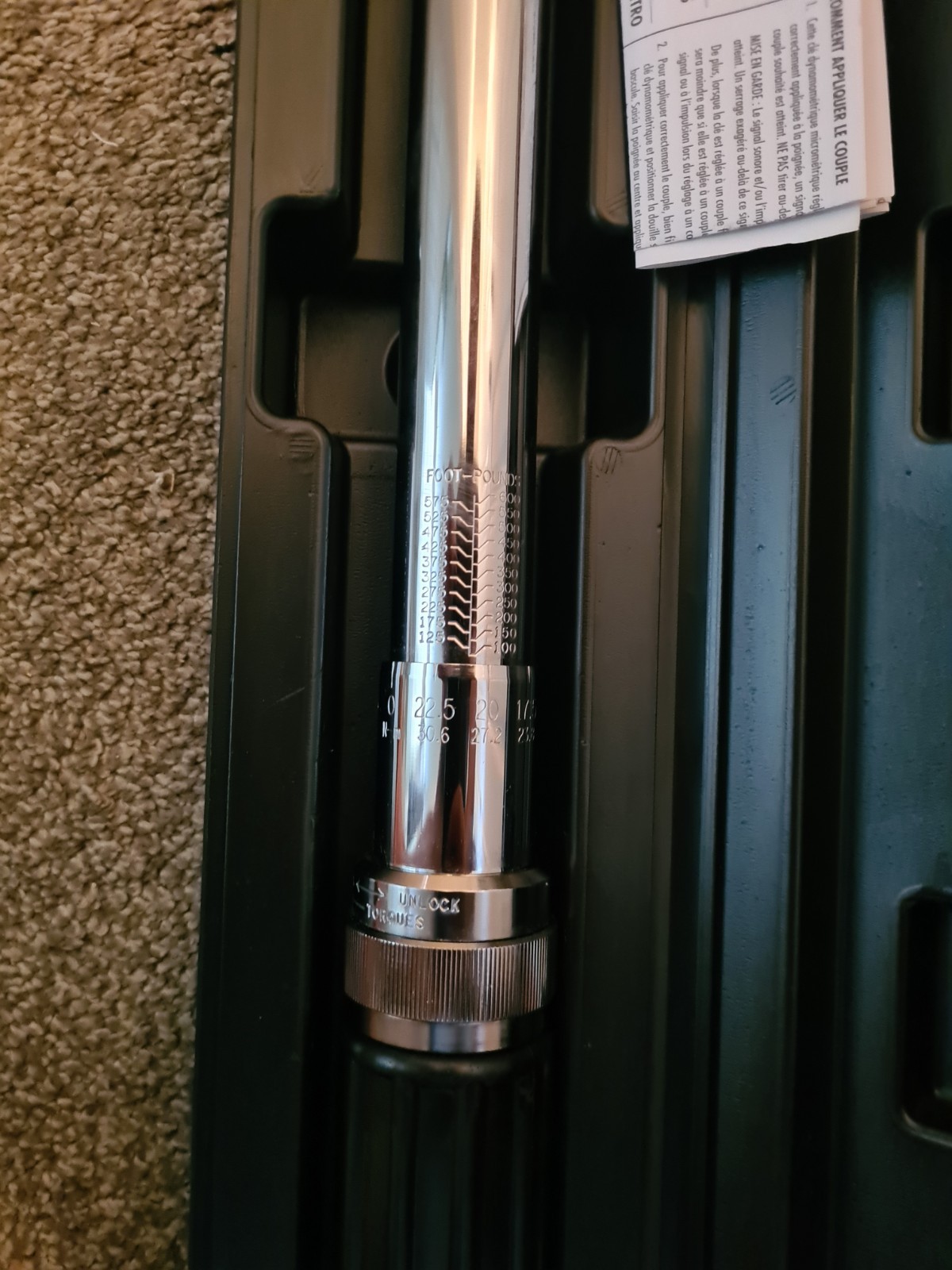 GEARWRENCH Micrometer Adjustable Torque Wrench 3/4″ Drive 100 ft-lb to 600 ft-lb