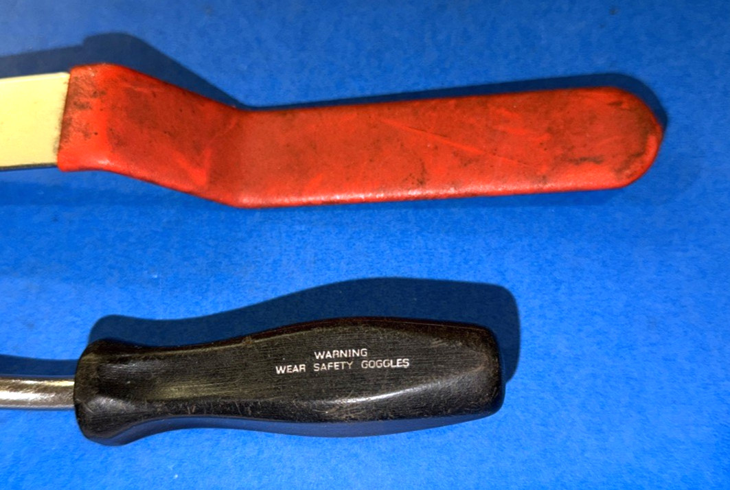 SNAP-ON TOOLS 2 PIECE DOOR HANDLE TOOL & TRIM PAD REMOVER