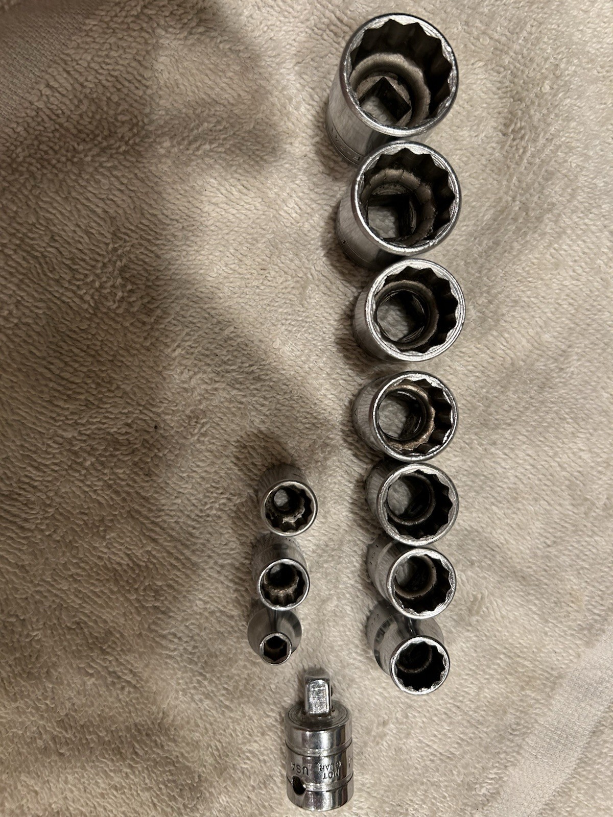 Snap-on Sockets 3/8 DR 3/4, 11/16, 5/8, 9/16, 1/2, 7/1 6, 3/8, 11/32, 5/16, 3/16