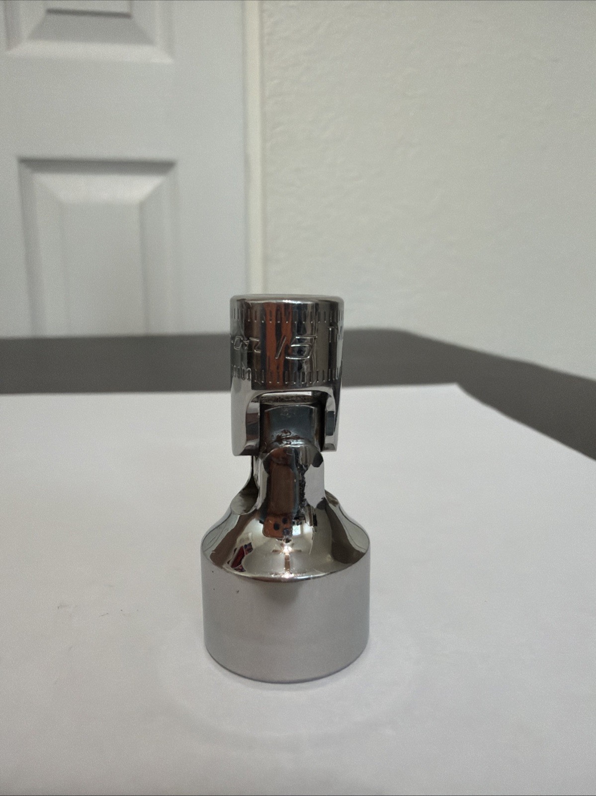 Snap-On TMUSM15A 15mm 1/4″-Drive 6-Point Shallow Swivel Socket