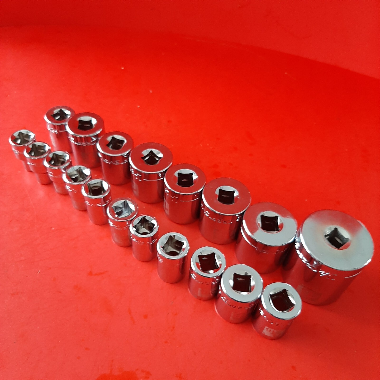 NEW Craftsman Easy Read 19 Pc 1/2 Drive 12Pt Shallow SAE Socket Set 3/8 to 1-1/2