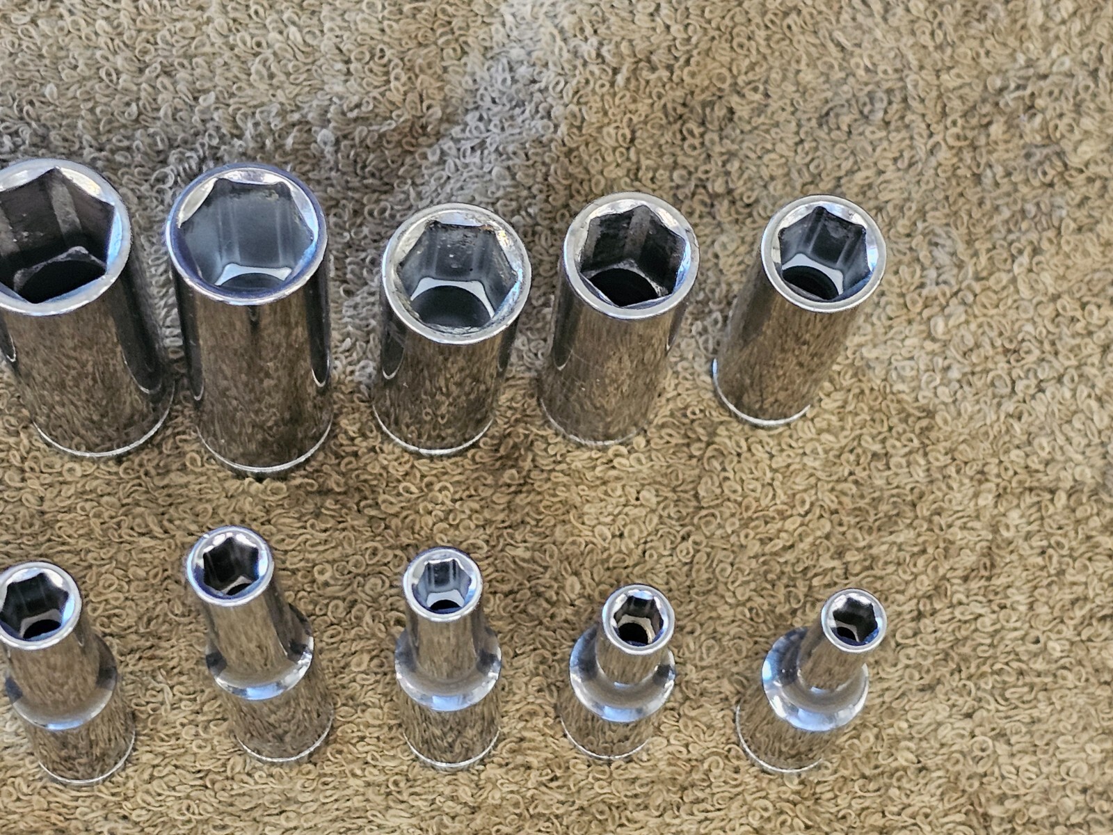 14 Westward Sockets 1/4 Drive Deep Well 15 14 13 12 11 10 9 8 7 6 5.5 Metric Set