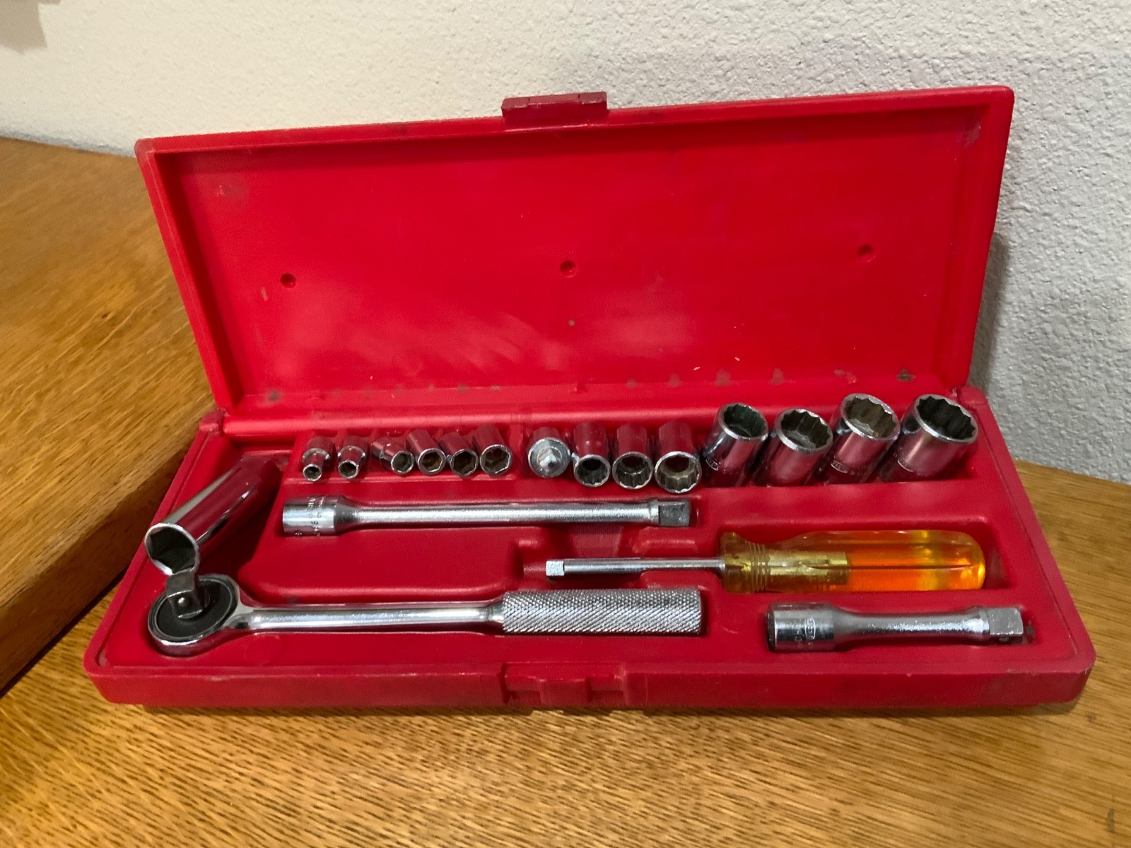 Vintage Proto Challenger 3/8″ & 1/4″ Drive Socket Set w/Original Case