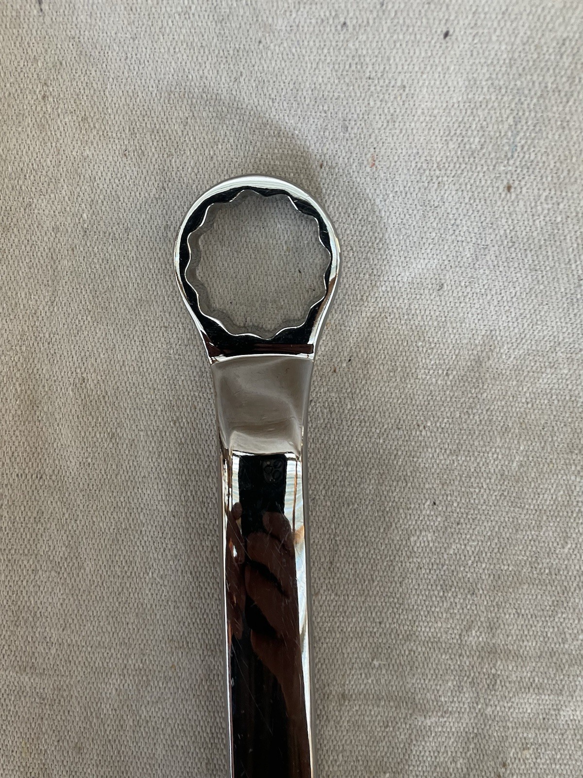 Snap On Tools XB4042A 1-1/4″ x 1-5/16″ SAE 12 Point Offset Box End Wrench USA