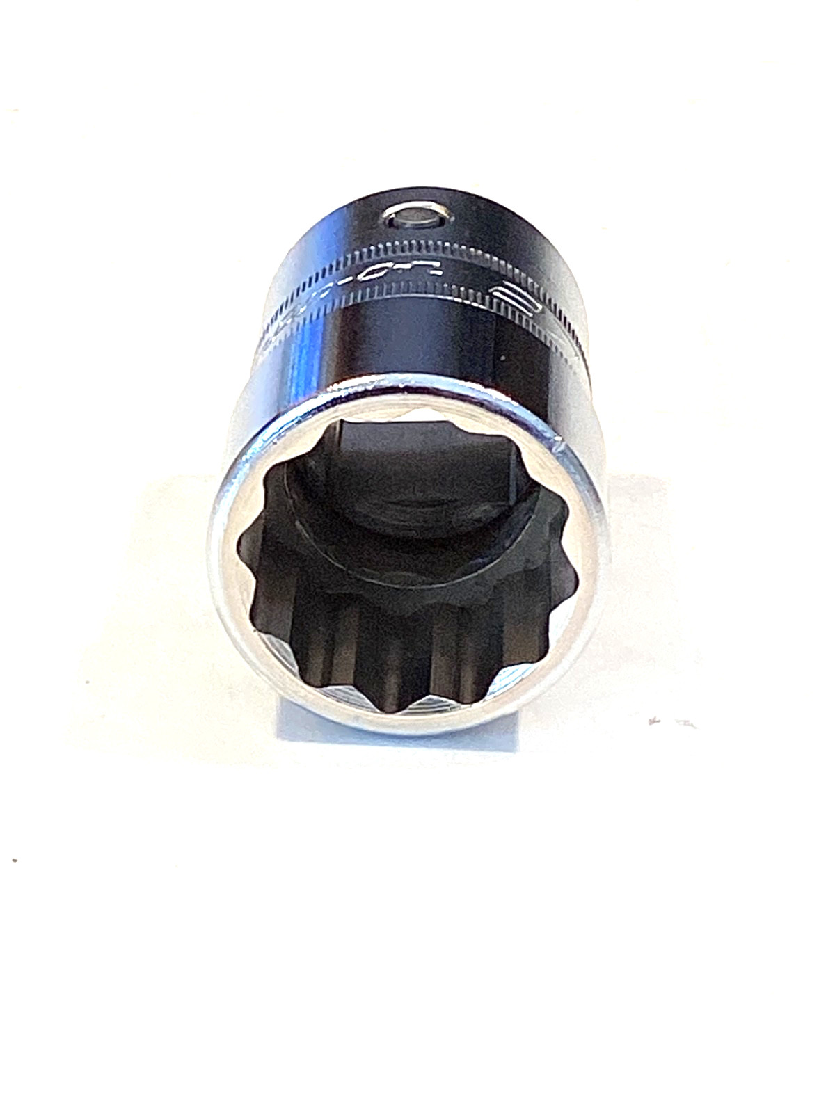 Snap On USA LDHM272 NEW 3/4” Drive 27MM 12 Point Metric Lock Pin Chrome Socket