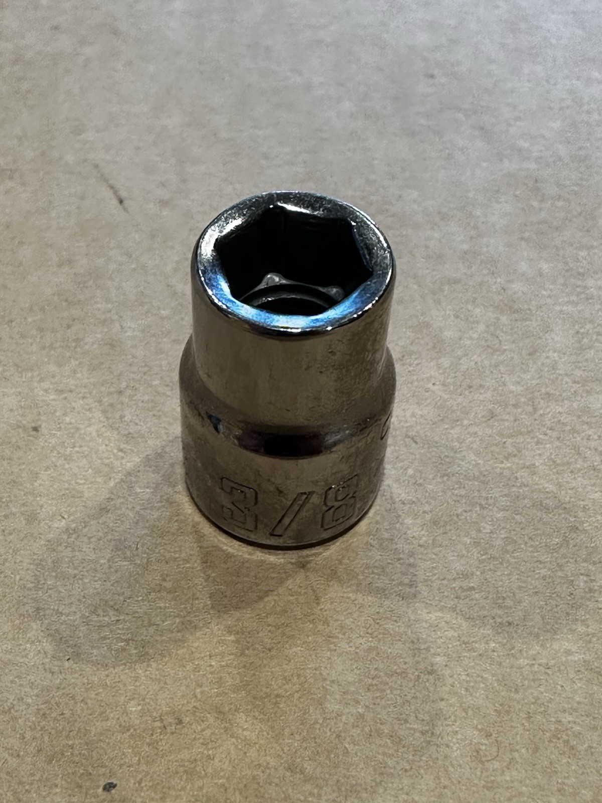 Craftsman Shallow Socket 6-Point 3/8″ Drive x 3/8″ CMMT 43001. 0418