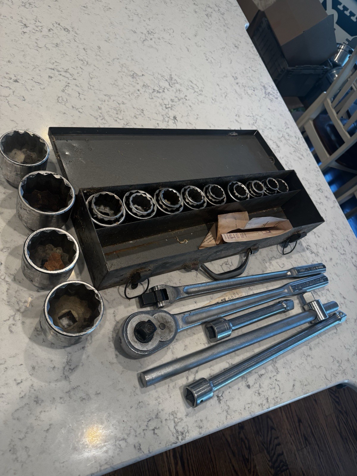 EUC Vtg Craftsman 3/4″ Drive 27 pc Socket Set -V- Metal Case Made in USA BH