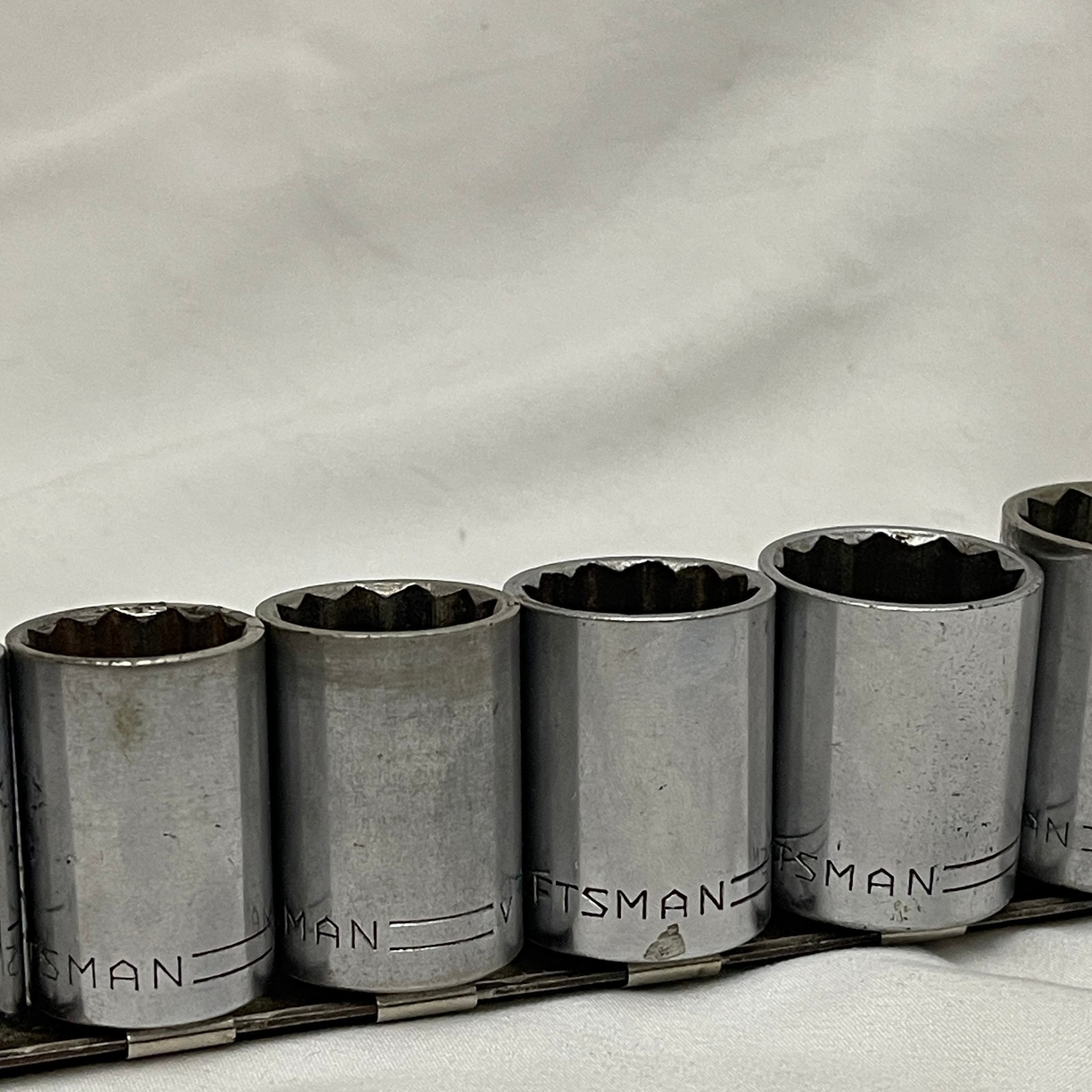 vtg 10 pc Craftsman :V: Series 1/2 Drive 12 Point Socket Set 1-1/8 to 7/16 USA