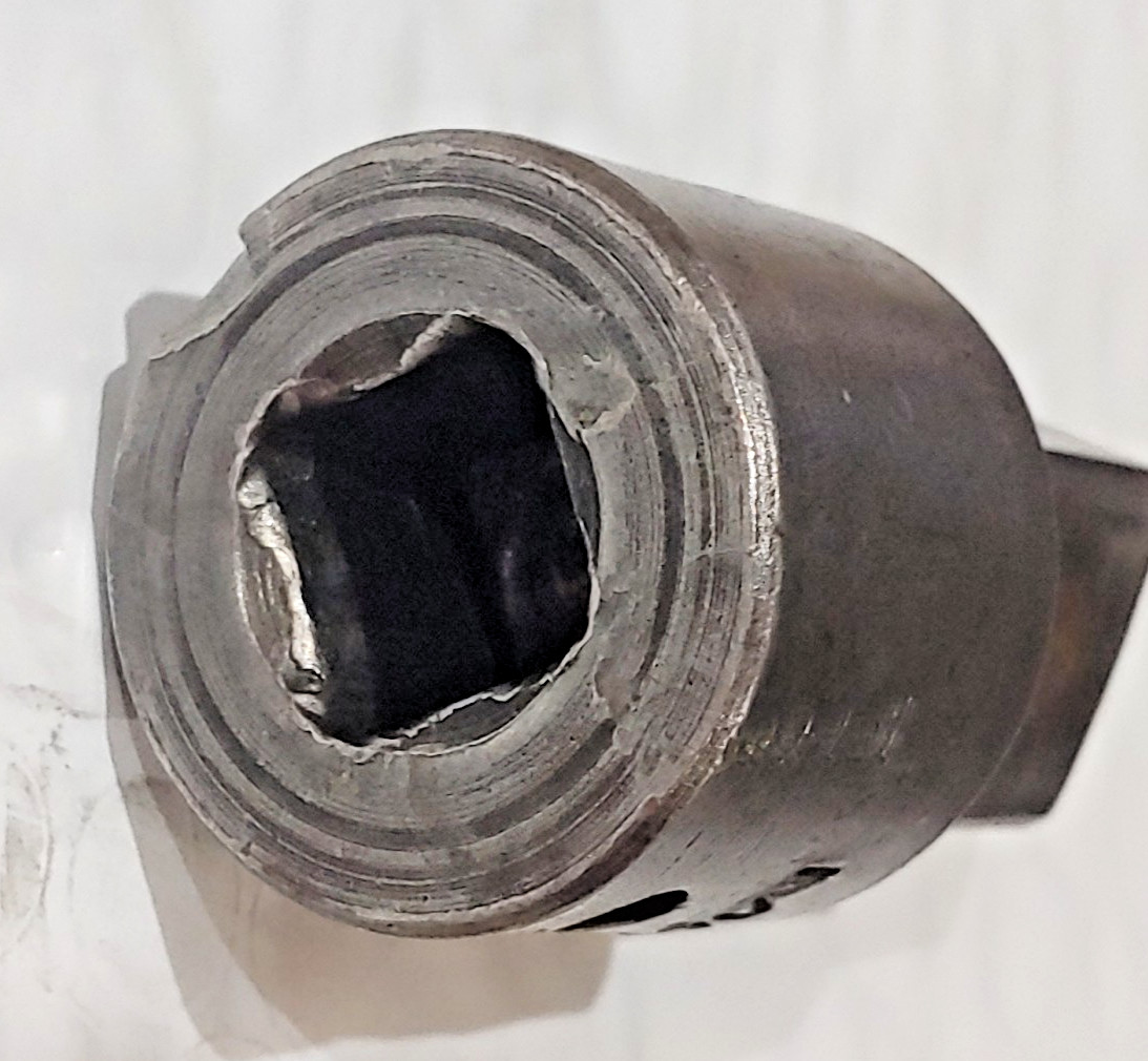 MATCO USA CAP1624 Impact 1/2″ Female Drive To 3/4″ Male Drive Step Up Adapter.