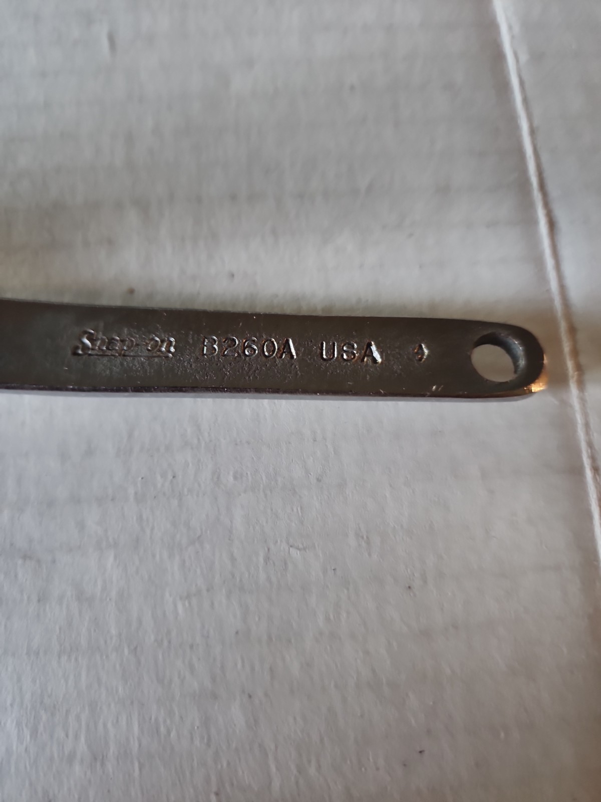 Snap-on USA B260A 7 1/2″ Battery terminal Spreader Clamps.