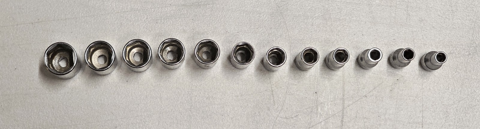 New Snap-on Tools USA 12pc 1/4″ Drive METRIC 6pt Semi-Deep Socket Set 112TMMSY