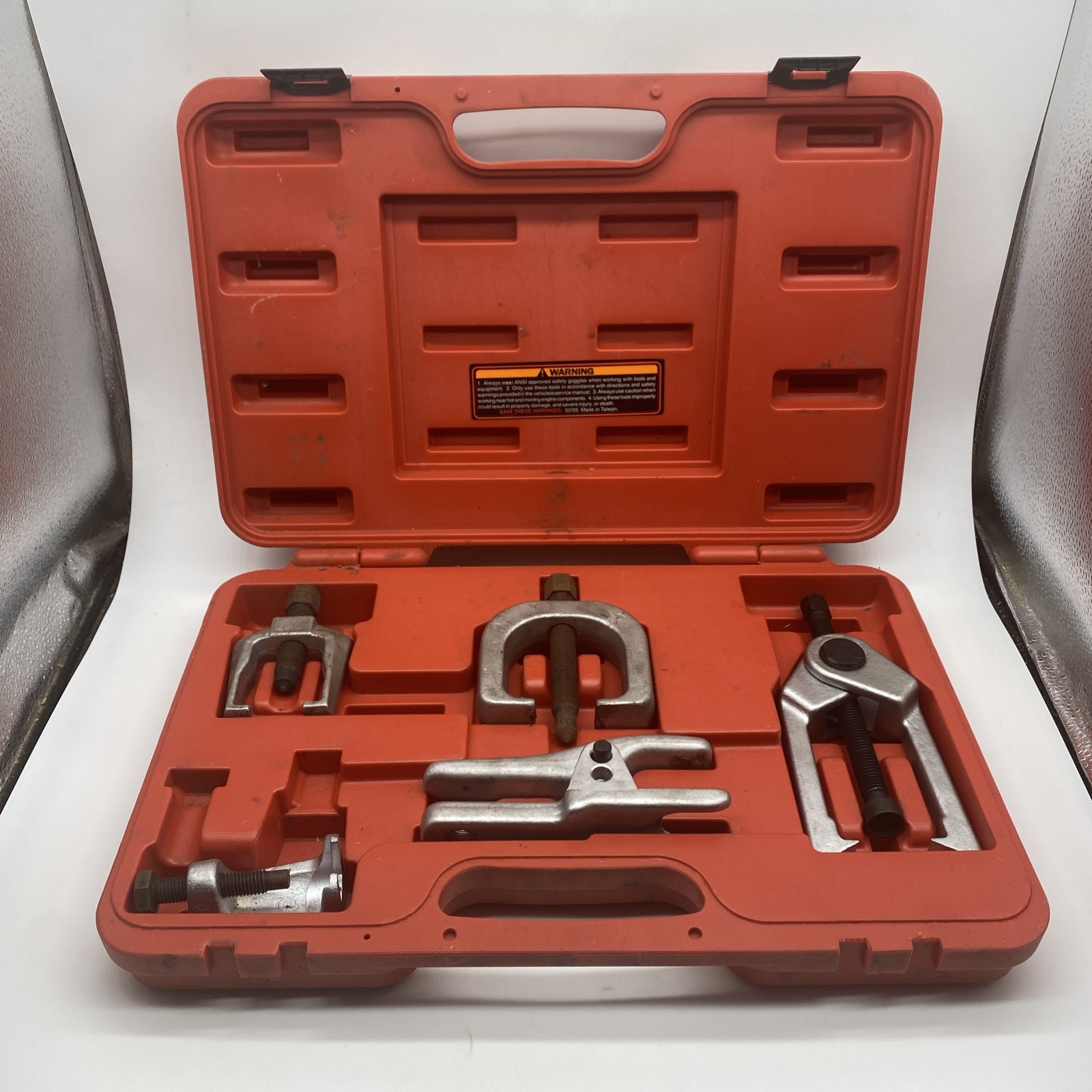 US General Front End Service Tool Set With Case