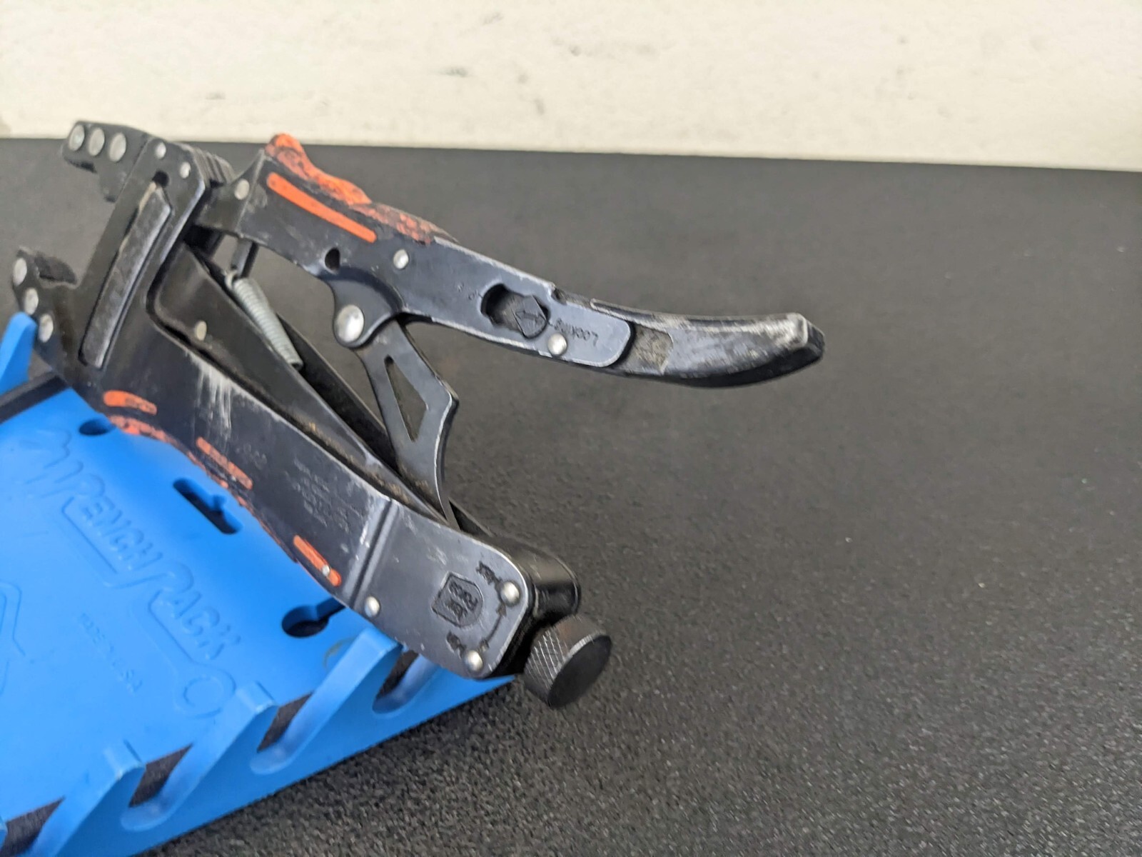 #bk538 BLUE POINT PROFESSIONAL JAW FORCE SELF LOCKING PLIER PCA8 USA