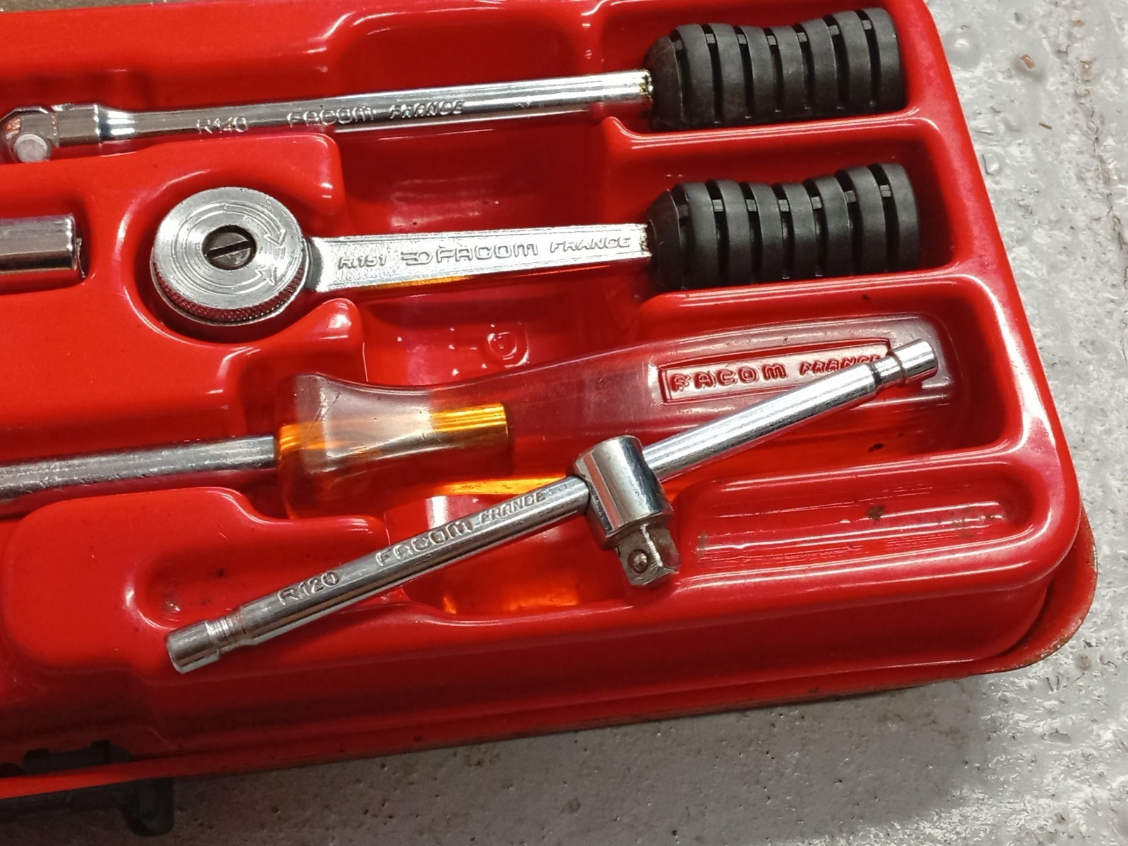 Vintage FACOM metric 1/4″ Drive, 19 Piece Socket Set, Made In France