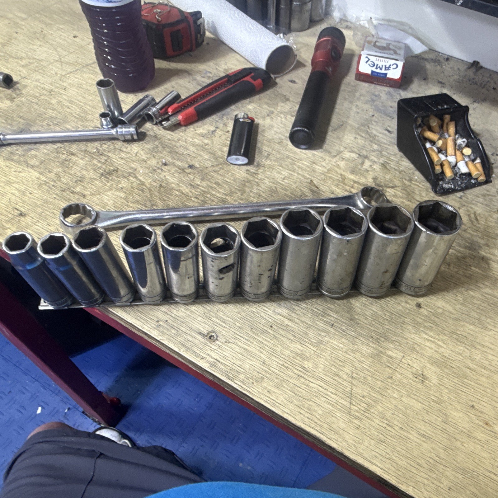 Snap On 1/2-1 1/8 Deep Socket Set 6 Point One Socket Has Hole Drilled Through It