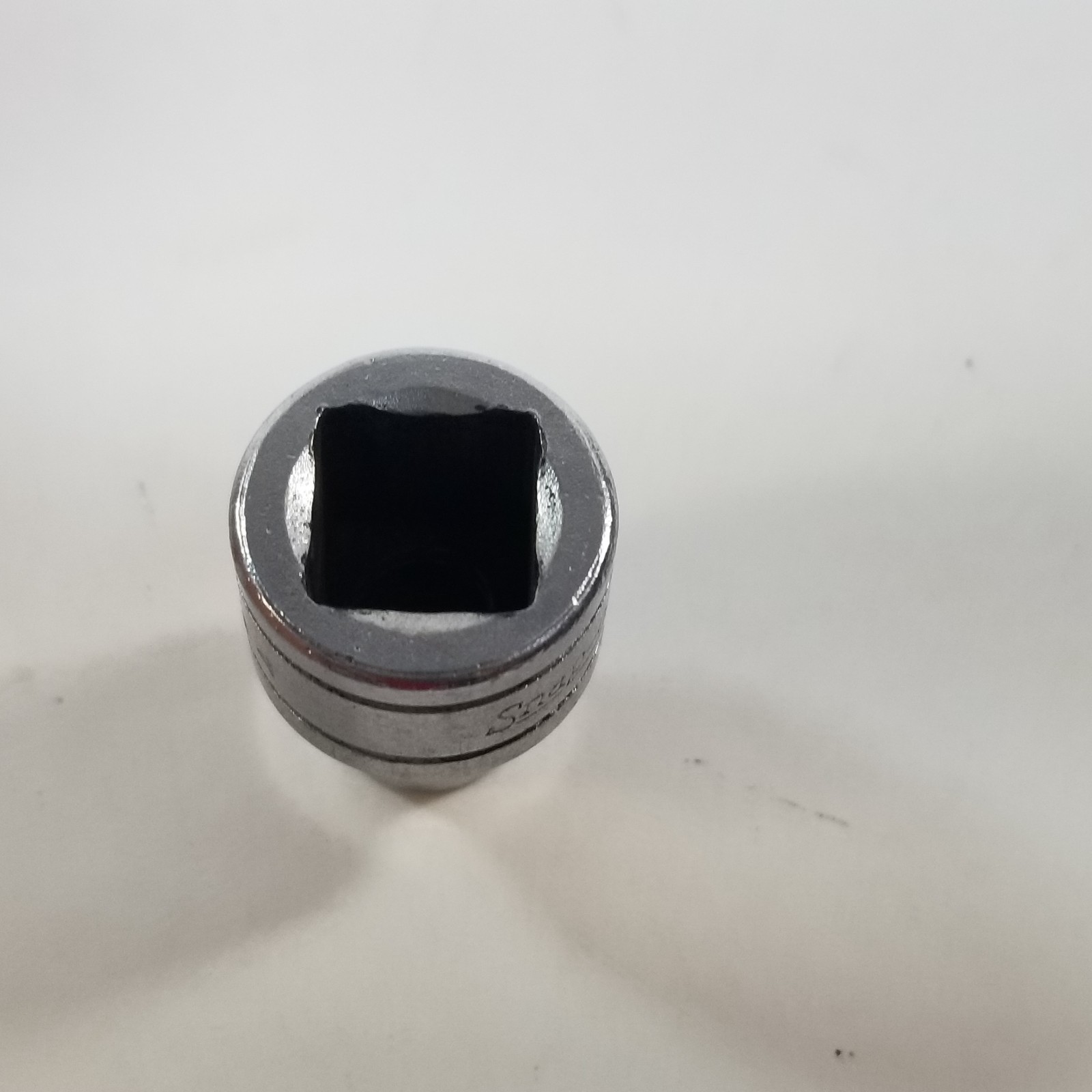 Snap-On Tools F081 – 1/4″ – 12 Point Shallow Socket 3/8″ Drive SAE Snap On USA