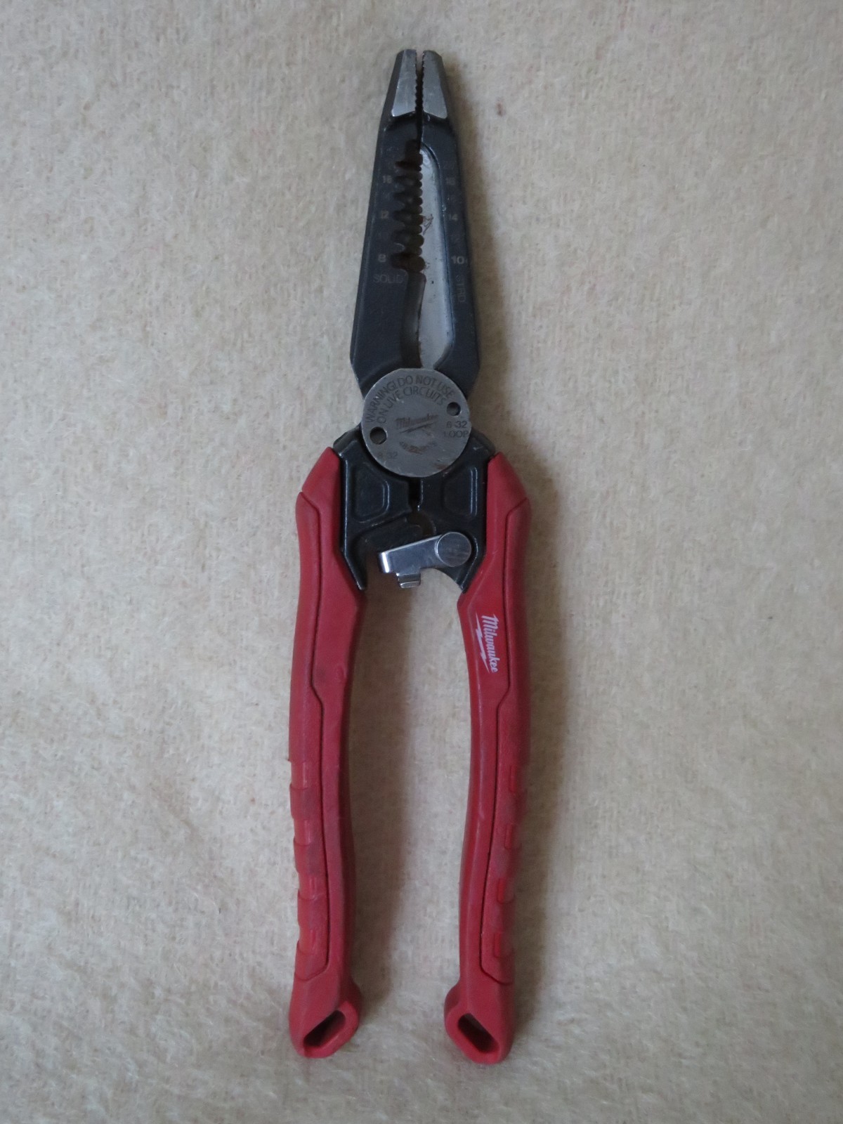Milwaukee 7-in-1 High Leverage Wire Stripper, Crimp & Cutting Pliers #48-22-3078