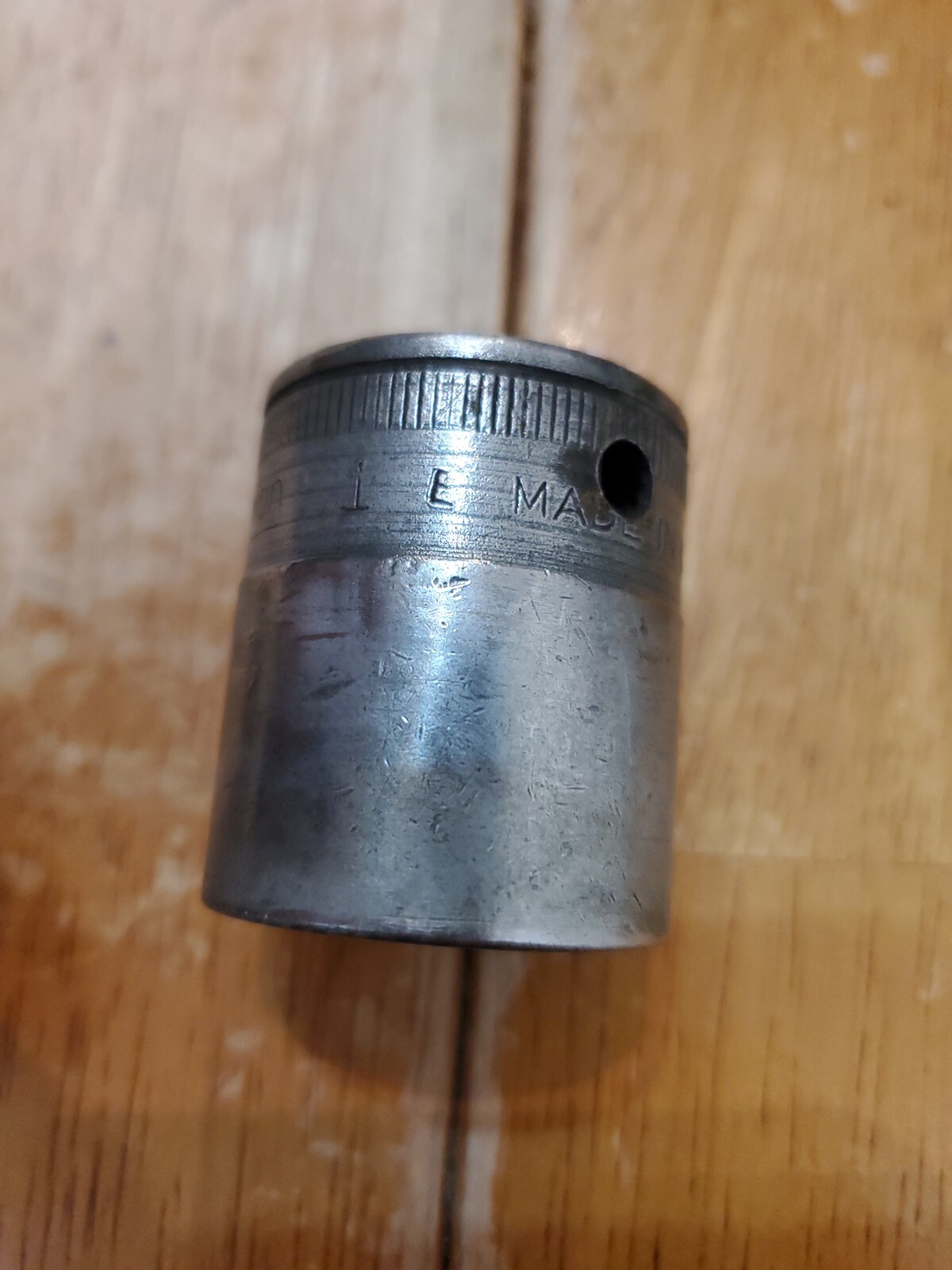 Snap On Vintage 1/2″ Drive 1″ 12Pt Shallow Socket SW-320