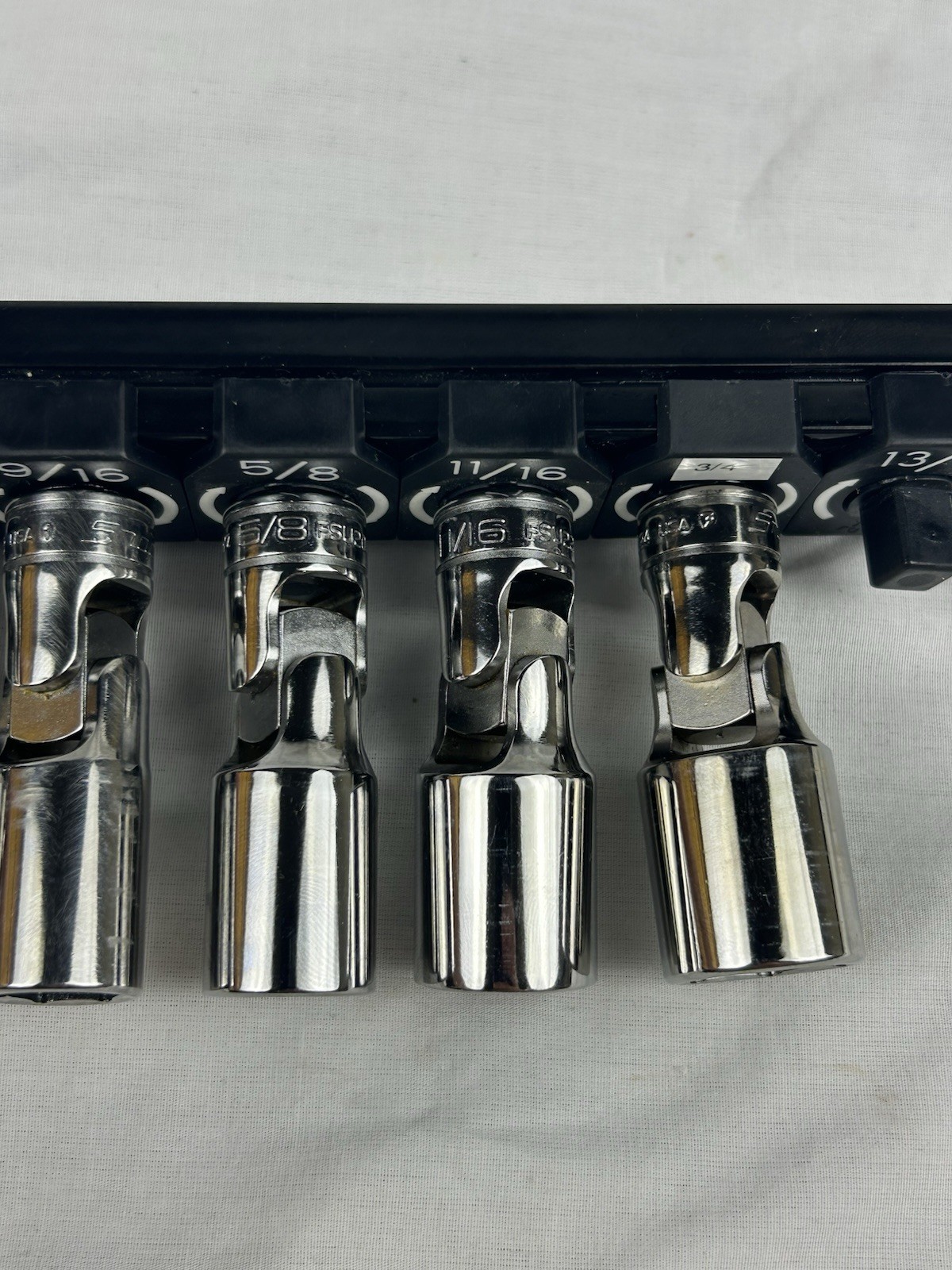 Snap-On Tools Nice 3/8 Drive SAE 3/8″-3/4” Deep Universal Socket Set 207FSU